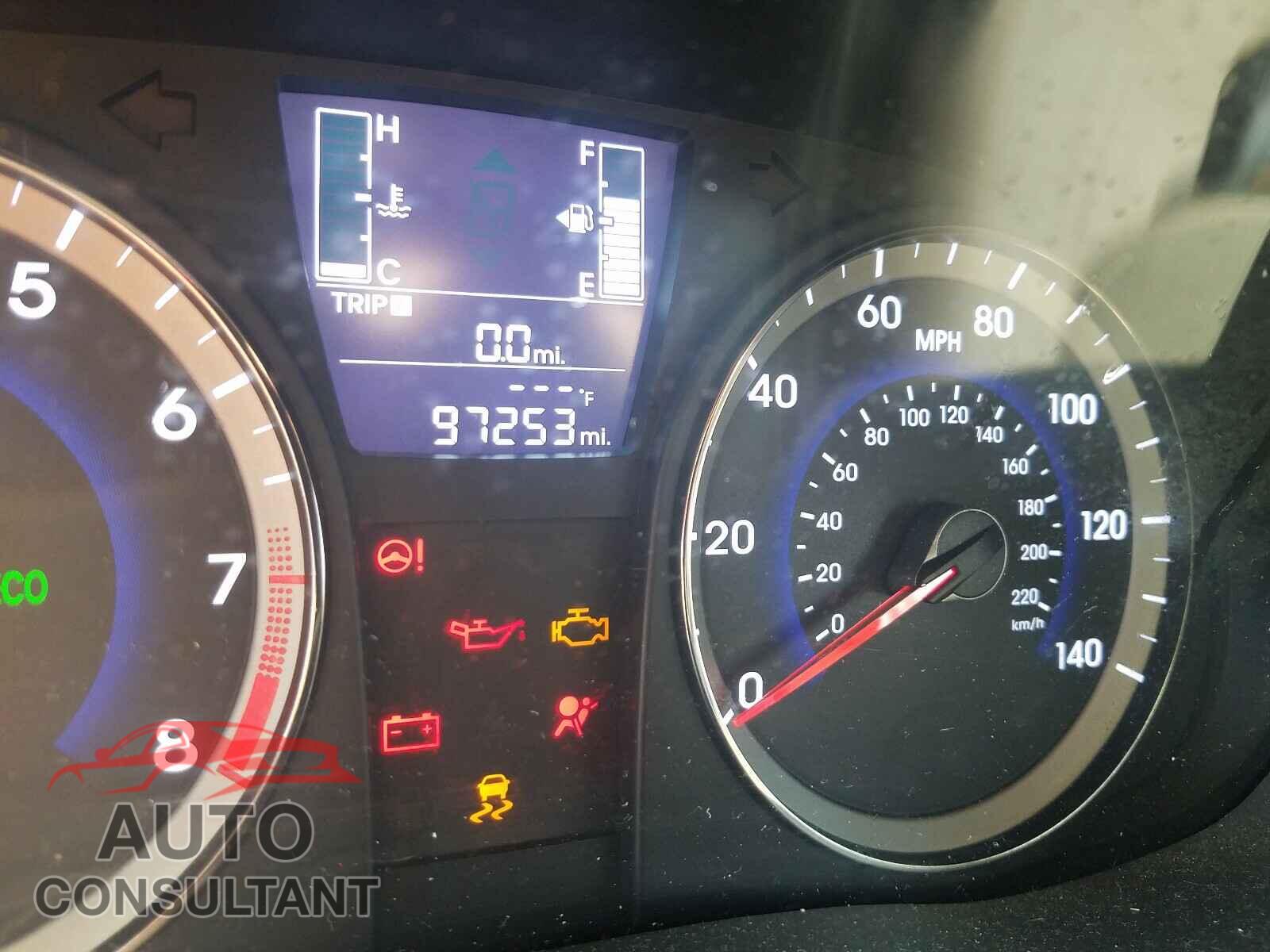 HYUNDAI ACCENT 2016 - KMHCT4AE6GU961609
