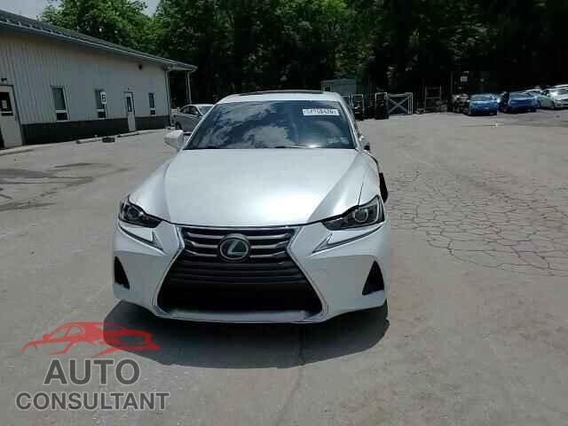 LEXUS IS 2017 - JTHCM1D27H5018222