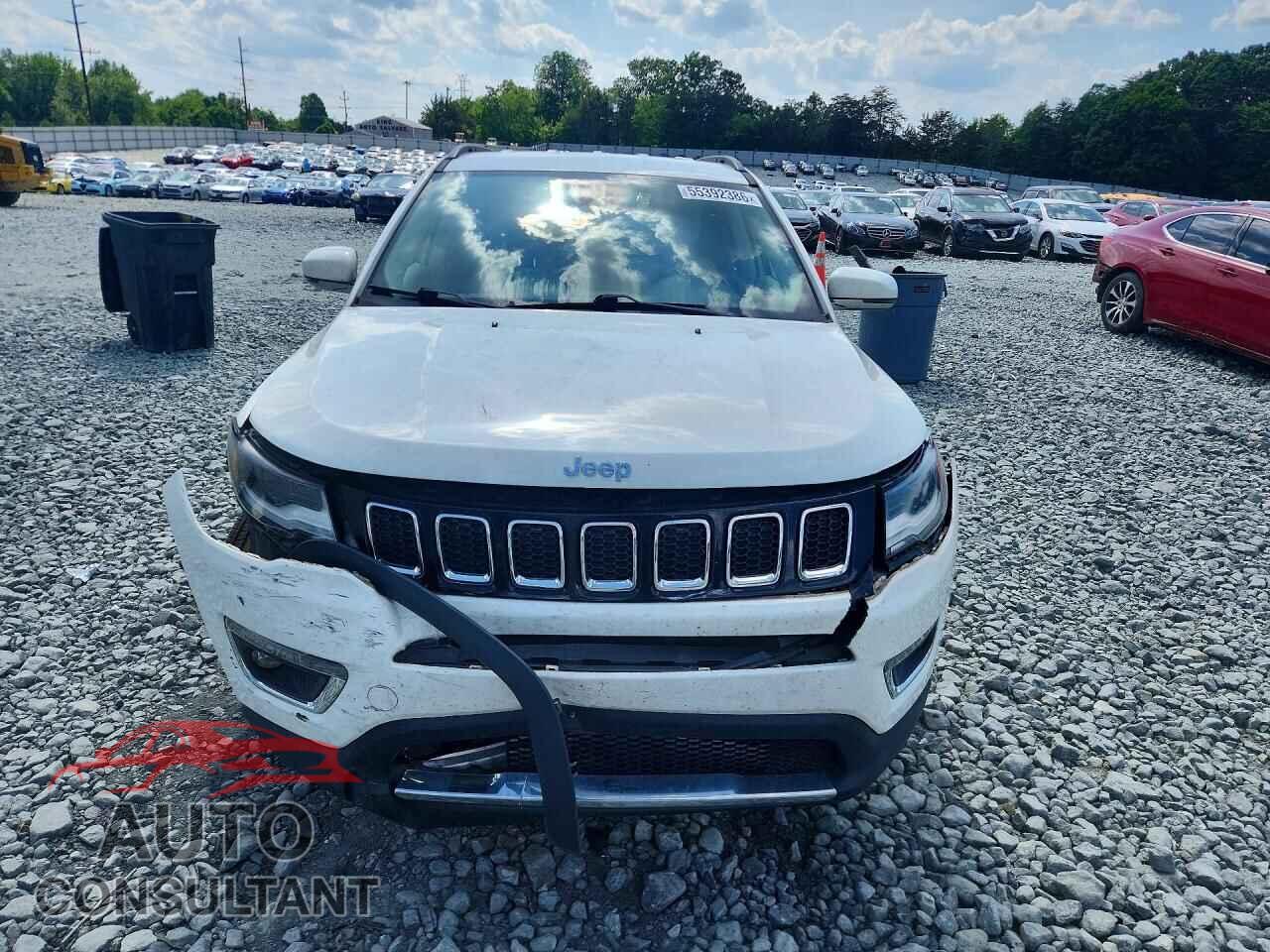 JEEP COMPASS 2018 - 3C4NJCCB0JT358673