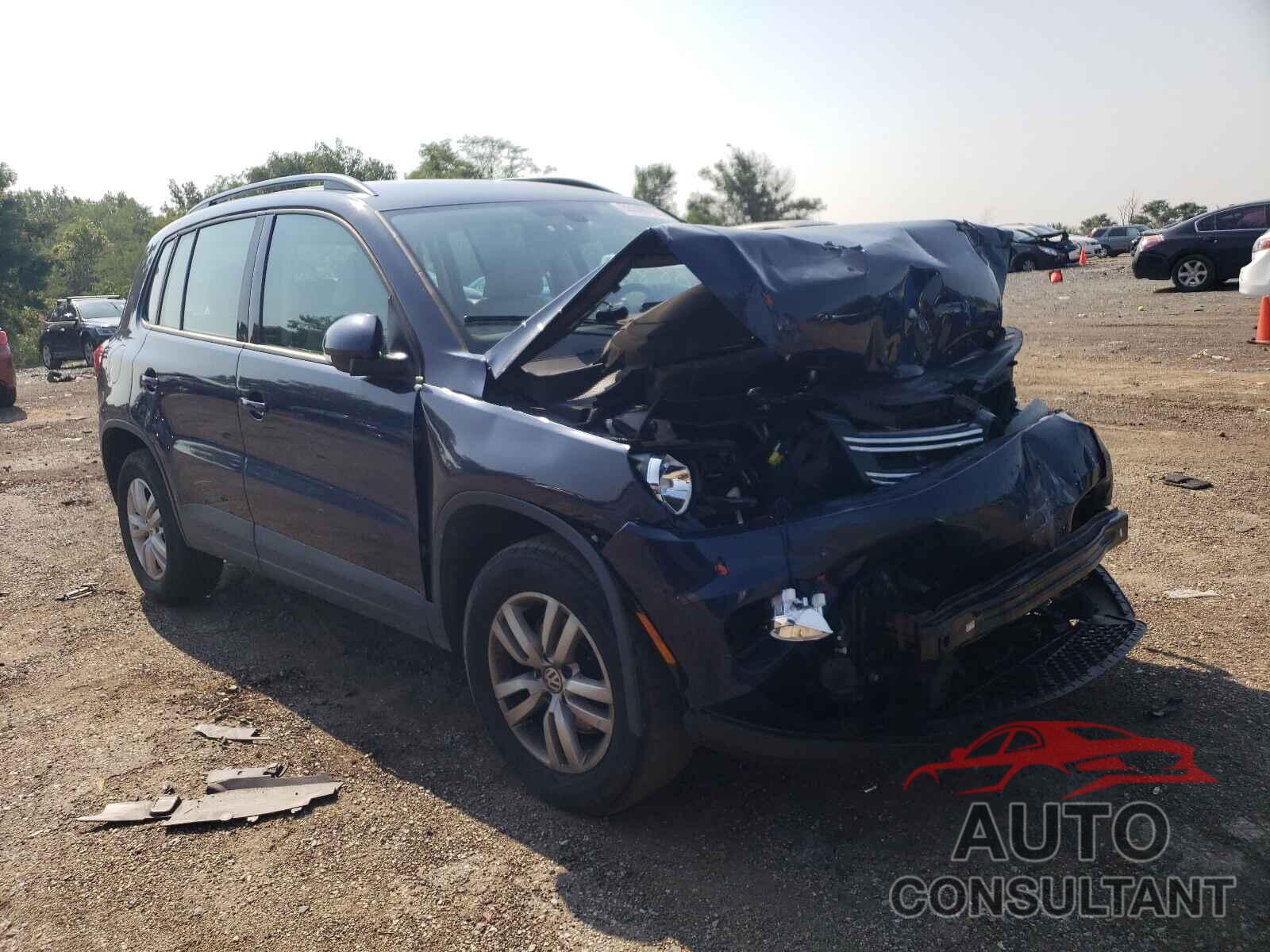 VOLKSWAGEN TIGUAN 2016 - WVGAV7AX0GW577642