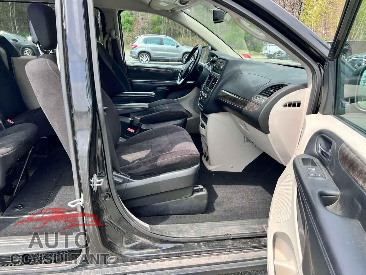 DODGE CARAVAN 2011 - 2D4RN4DG8BR686579
