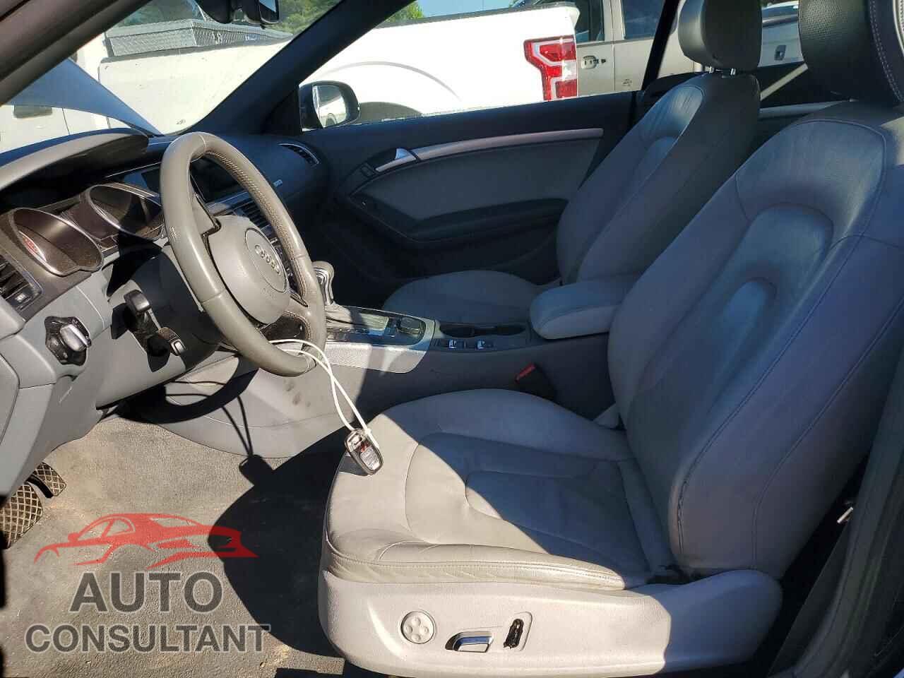 AUDI A5 2013 - WAUCFAFH9DN005721