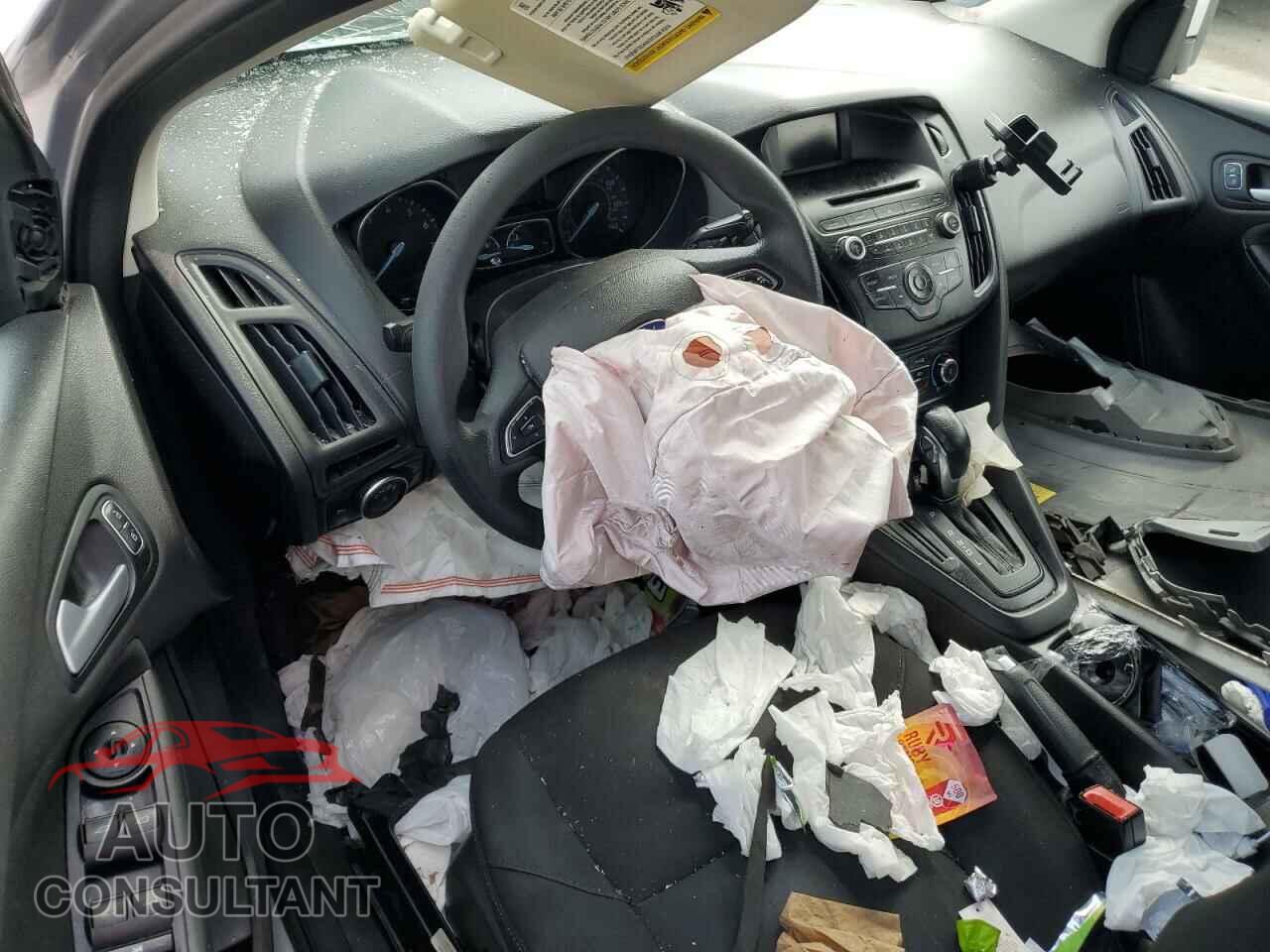 FORD FOCUS 2017 - 1FADP3K21HL217005