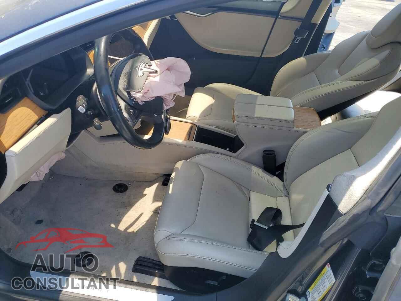 TESLA MODEL S 2018 - 5YJSA1E26JF296411