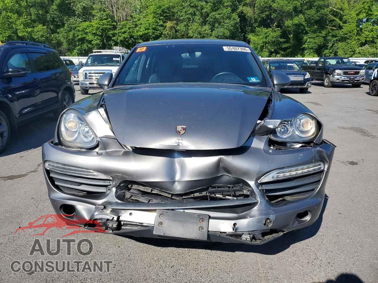 PORSCHE CAYENNE 2011 - WP1AB2A25BLA51066