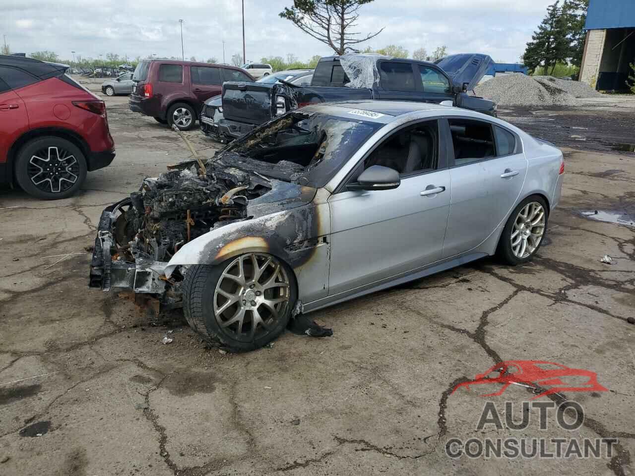 JAGUAR XE 2019 - SAJAP4GX7KCP44336