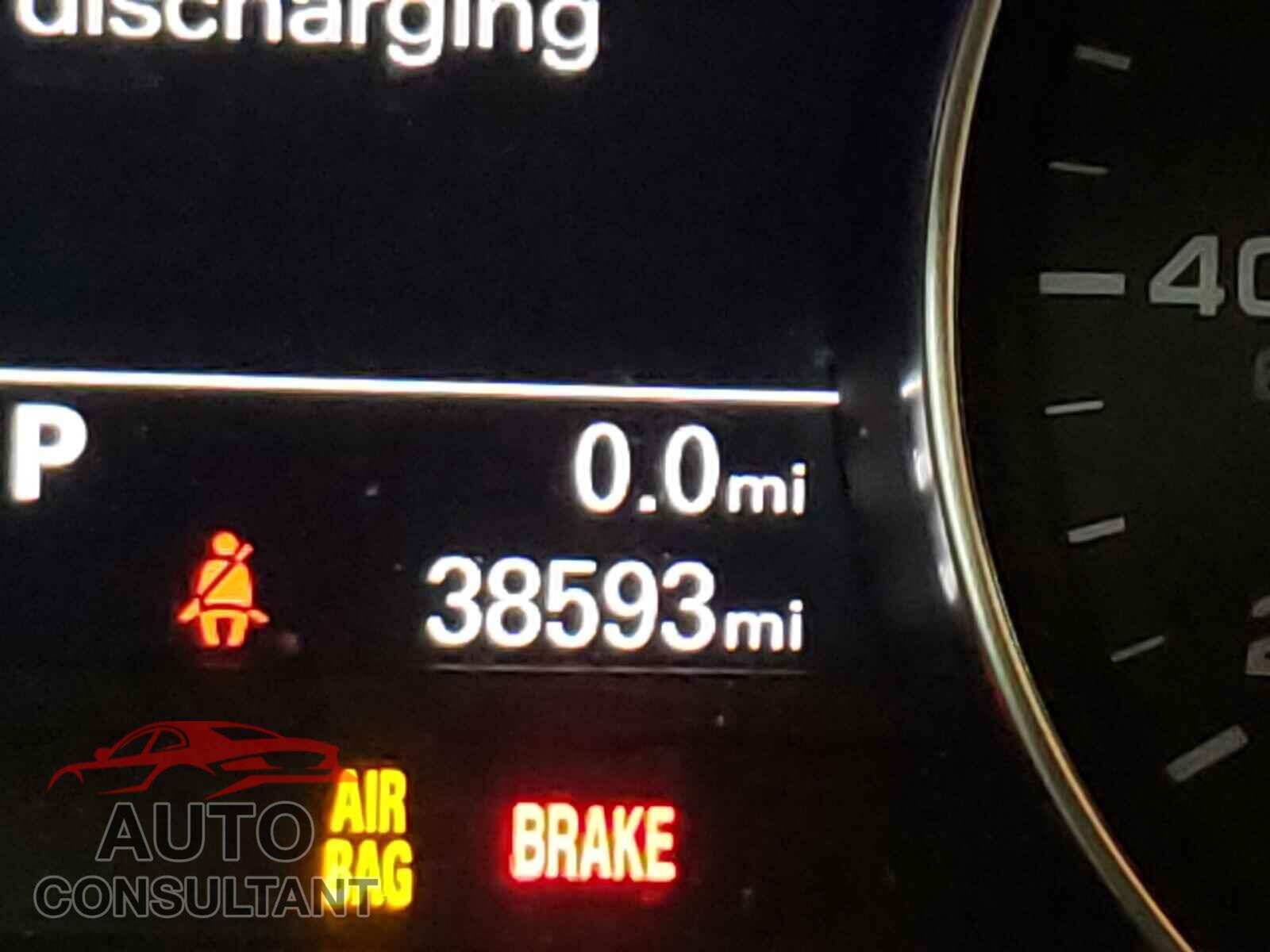 AUDI A6 2016 - WAUGFAFC2GN089701