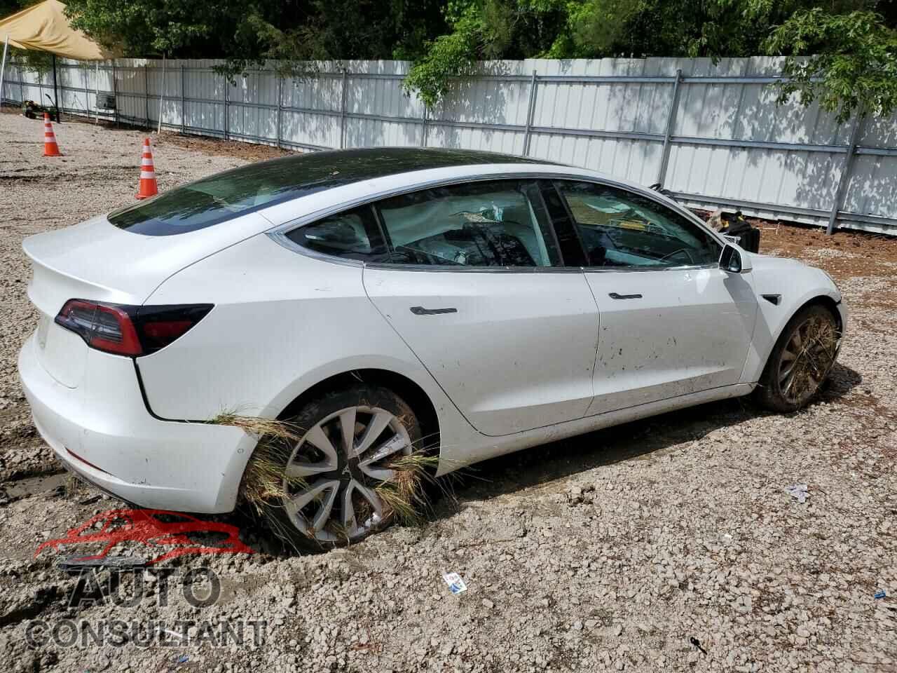 TESLA MODEL 3 2018 - 5YJ3E1EA3JF169566
