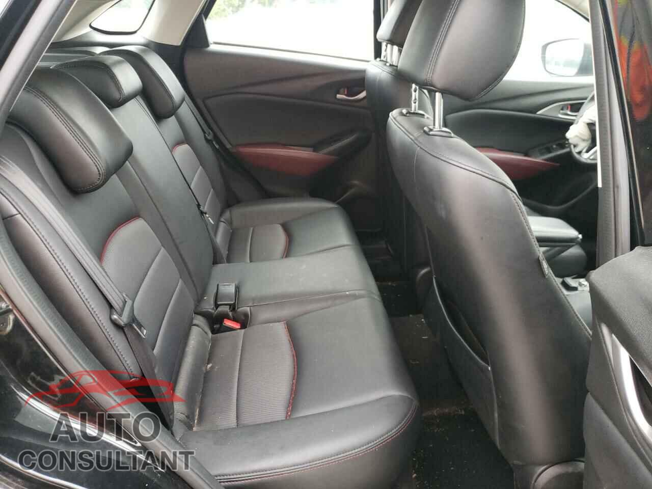 MAZDA CX-3 2017 - JM1DKFC76H0175498