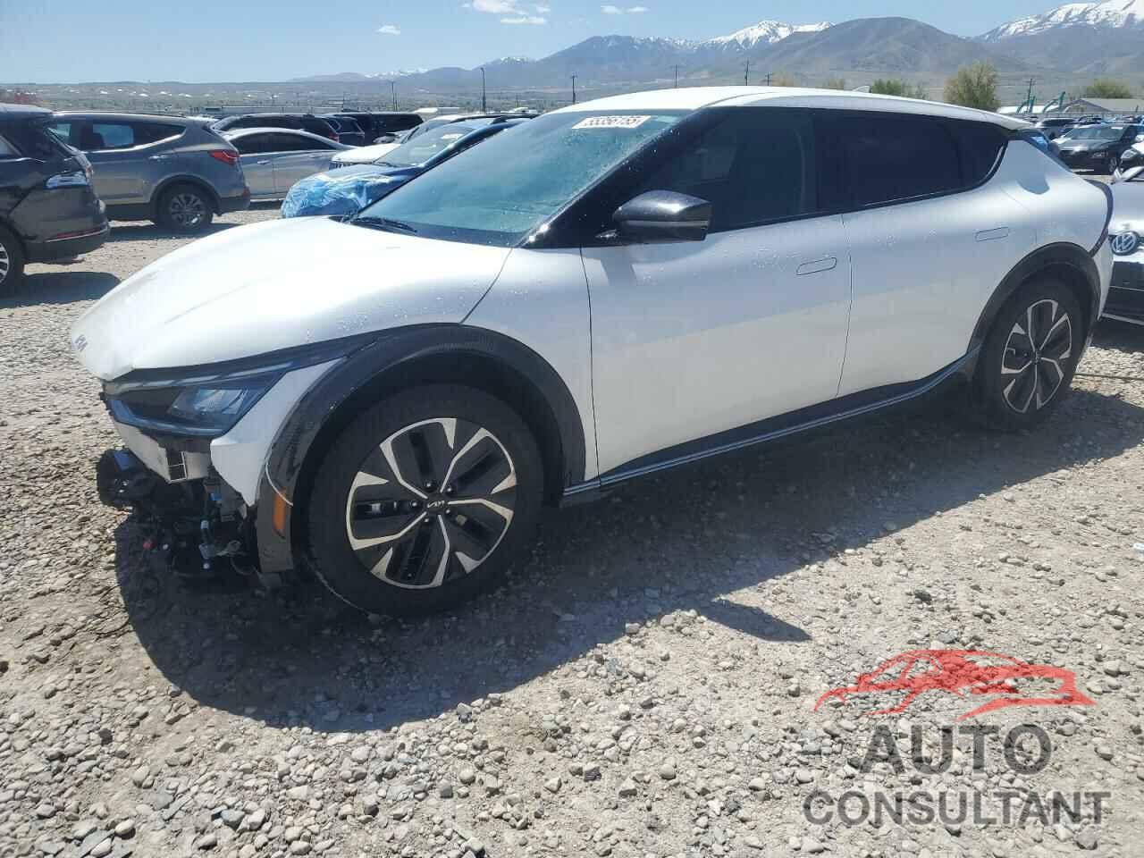 KIA EV6 LIGHT 2022 - KNDC3DLC6N5034469