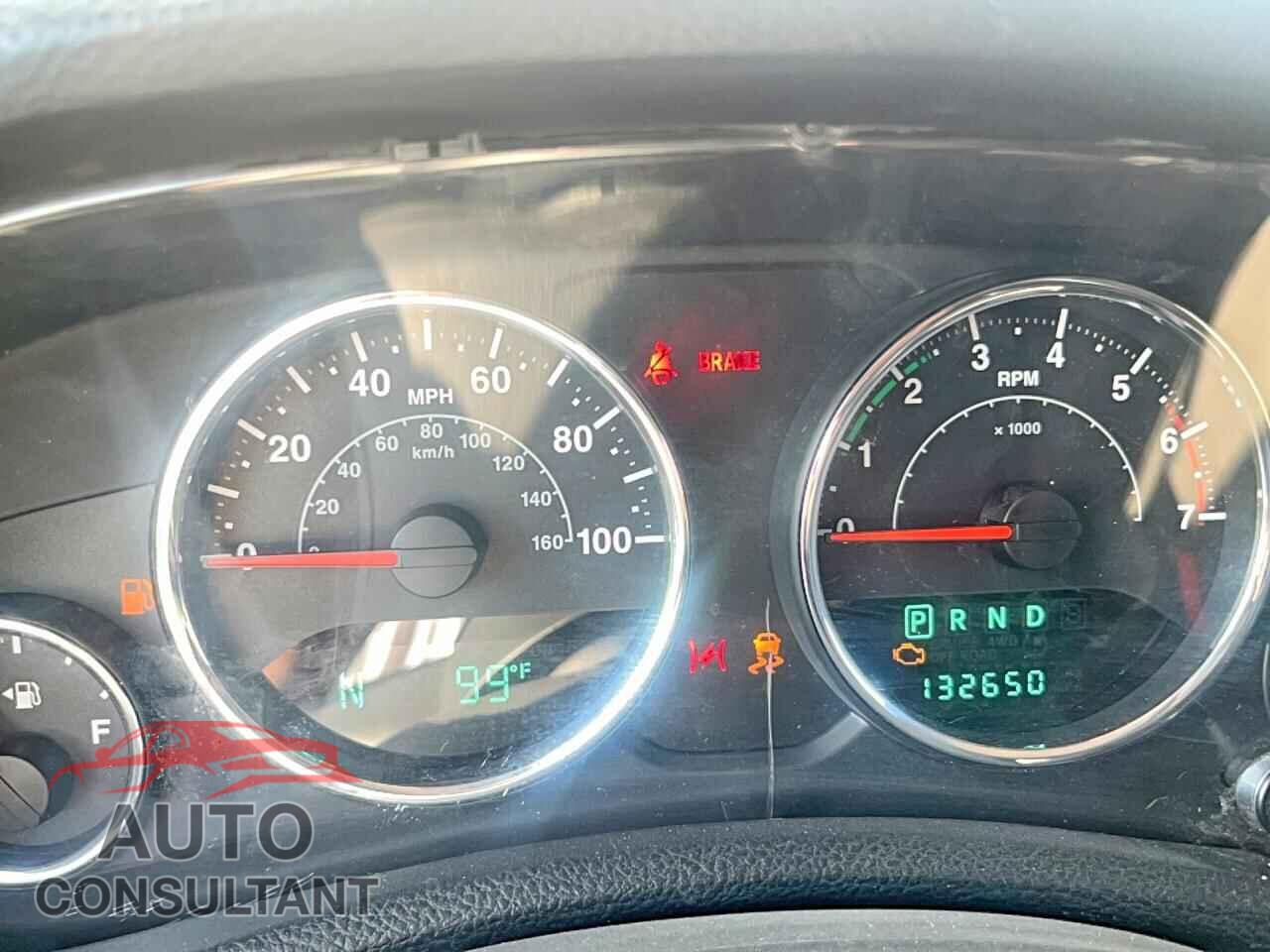 JEEP WRANGLER 2011 - 1J4AA2D16BL551027