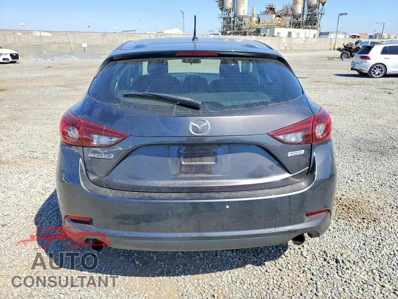 MAZDA 3 2017 - 3MZBN1K76HM115363