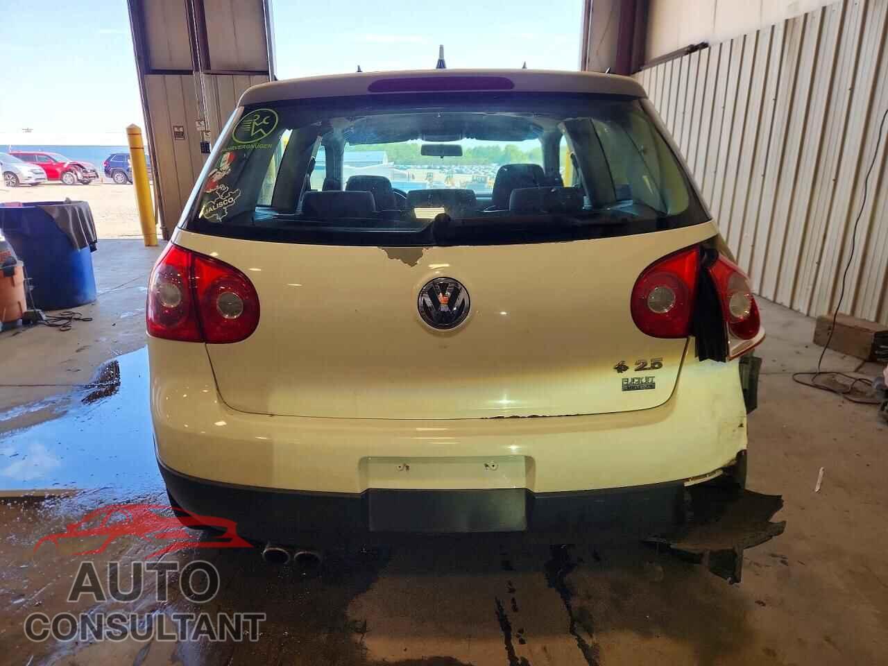 VOLKSWAGEN RABBIT 2009 - WVWBA71K09W030138
