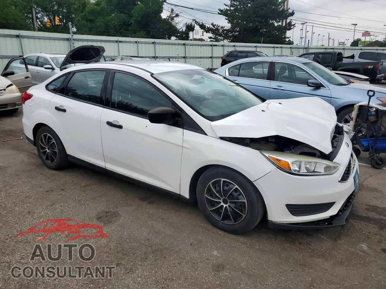 FORD FOCUS 2016 - 1FADP3E23GL201897