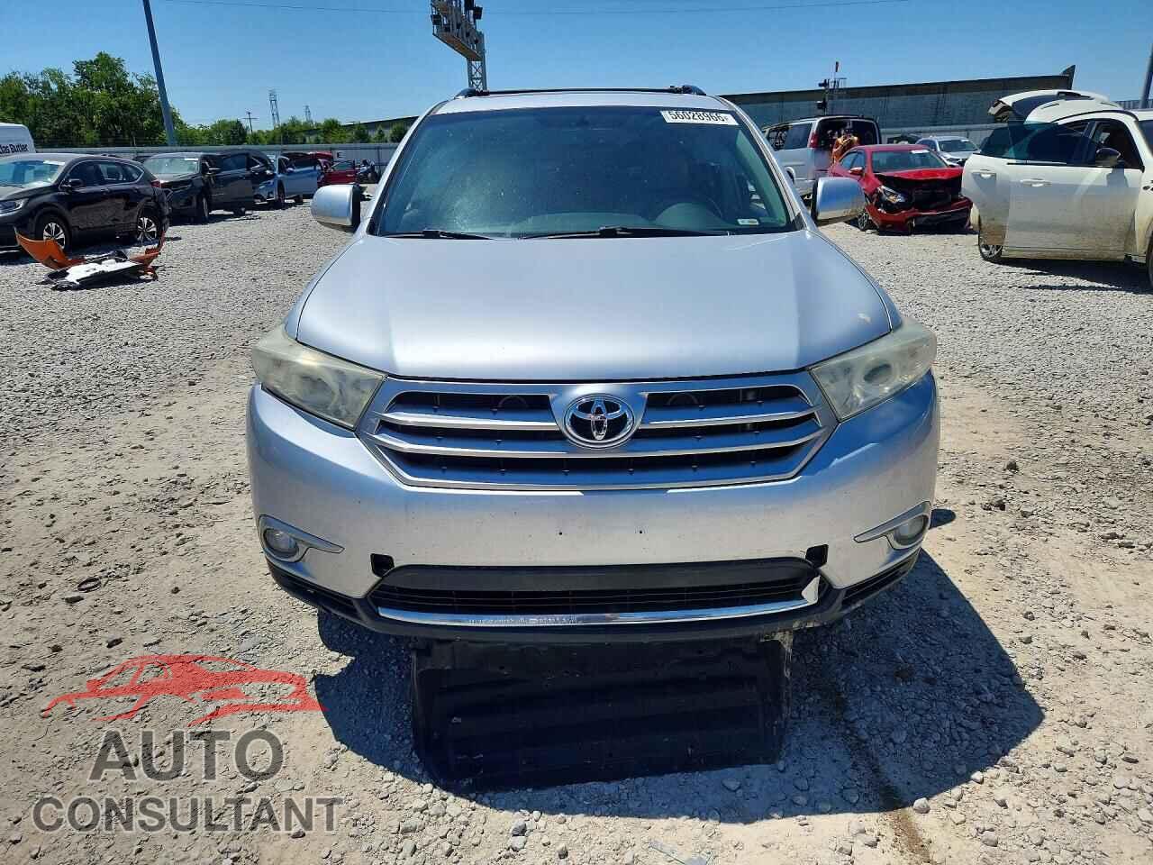TOYOTA HIGHLANDER 2012 - 5TDBK3EH8CS148014