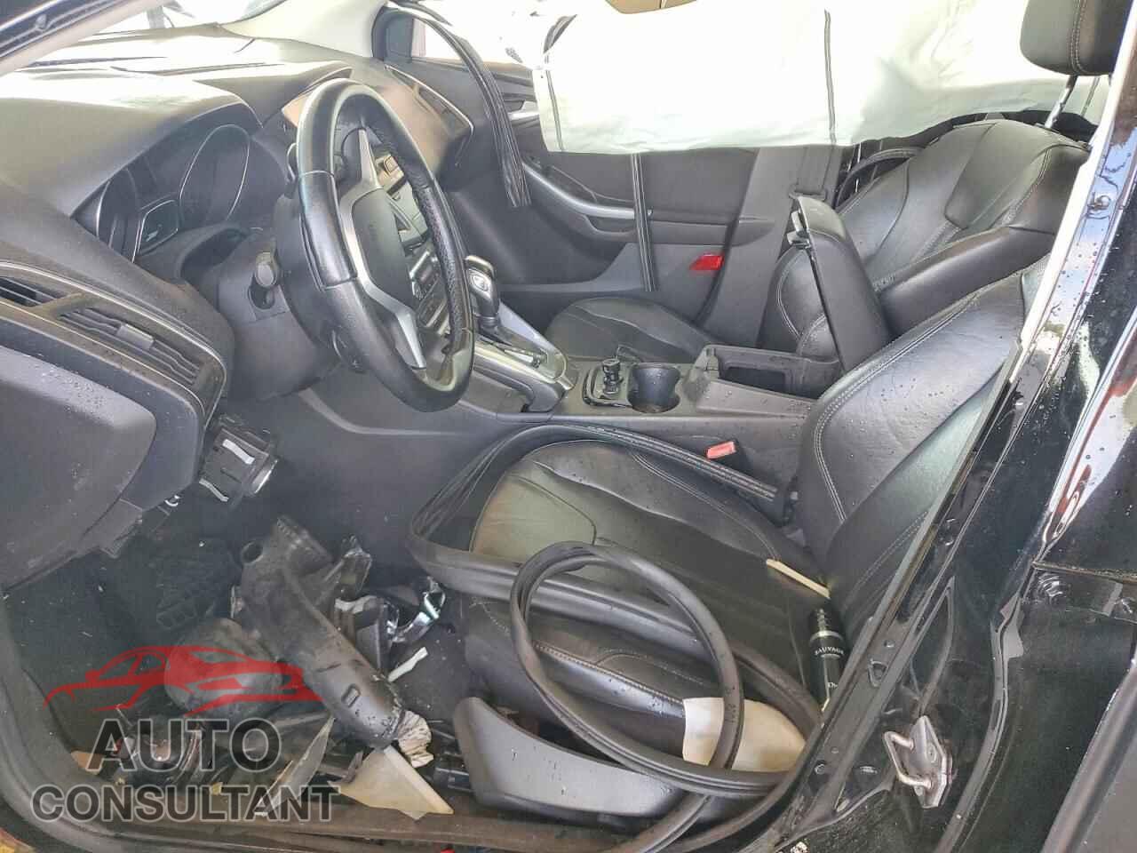 FORD FOCUS 2012 - 1FAHP3N2XCL242717