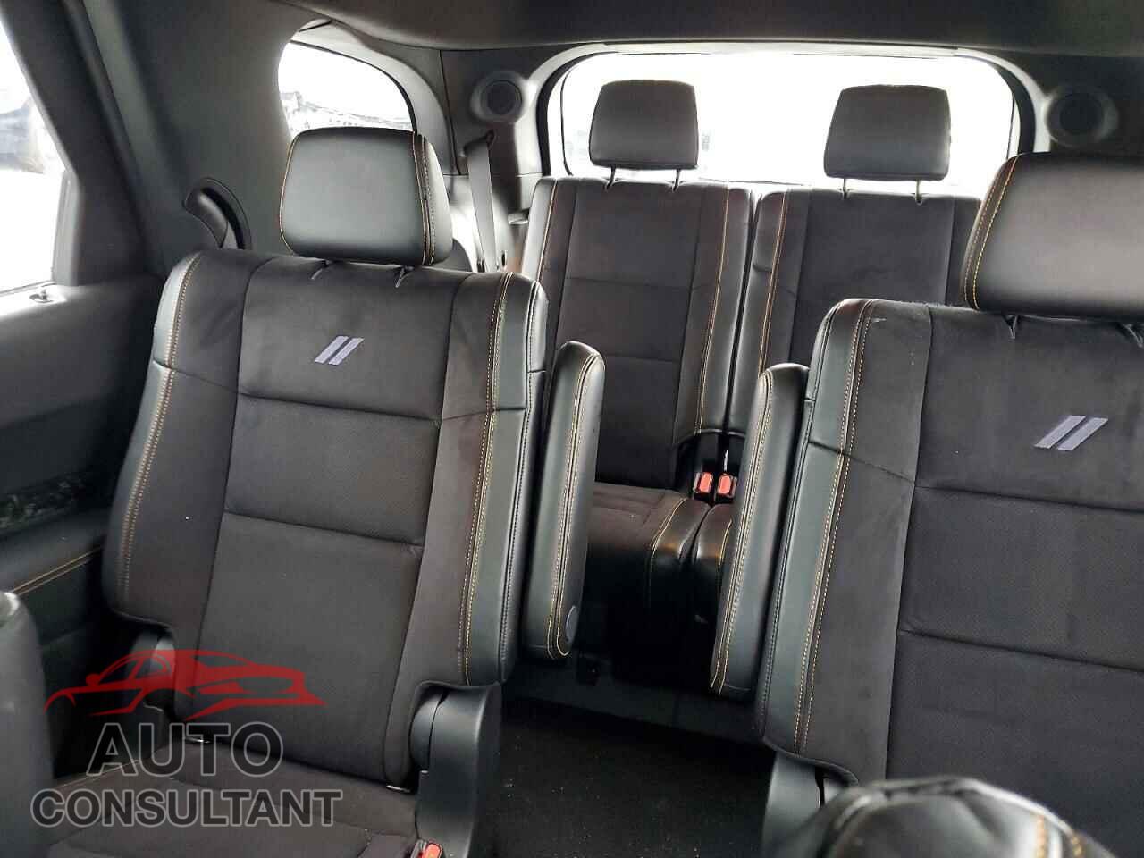 DODGE DURANGO 2023 - 1C4SDHCT9PC557676
