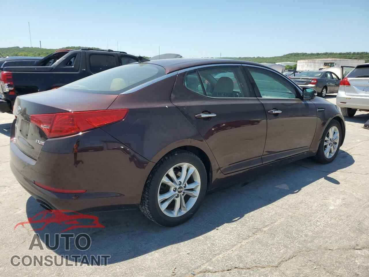 KIA OPTIMA 2011 - KNAGN4A74B5082983