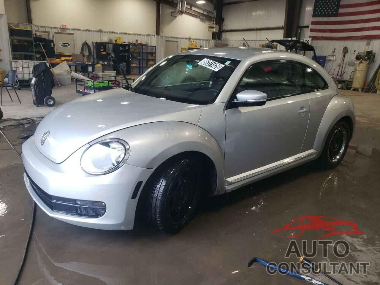 VOLKSWAGEN BEETLE 2012 - 3VWJP7AT8CM603469