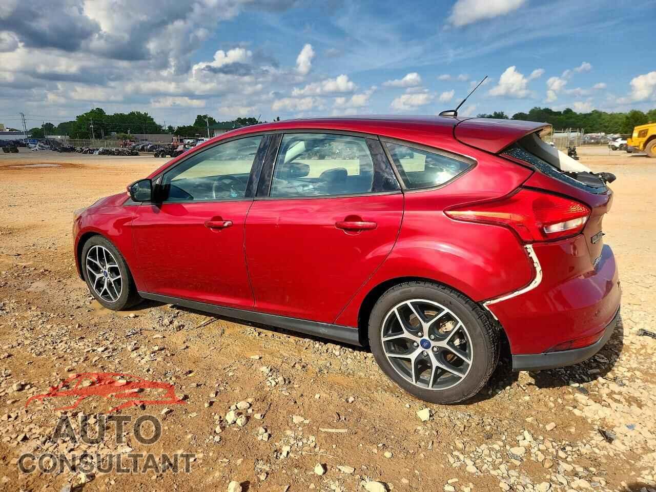 FORD FOCUS 2017 - 1FADP3M23HL339927