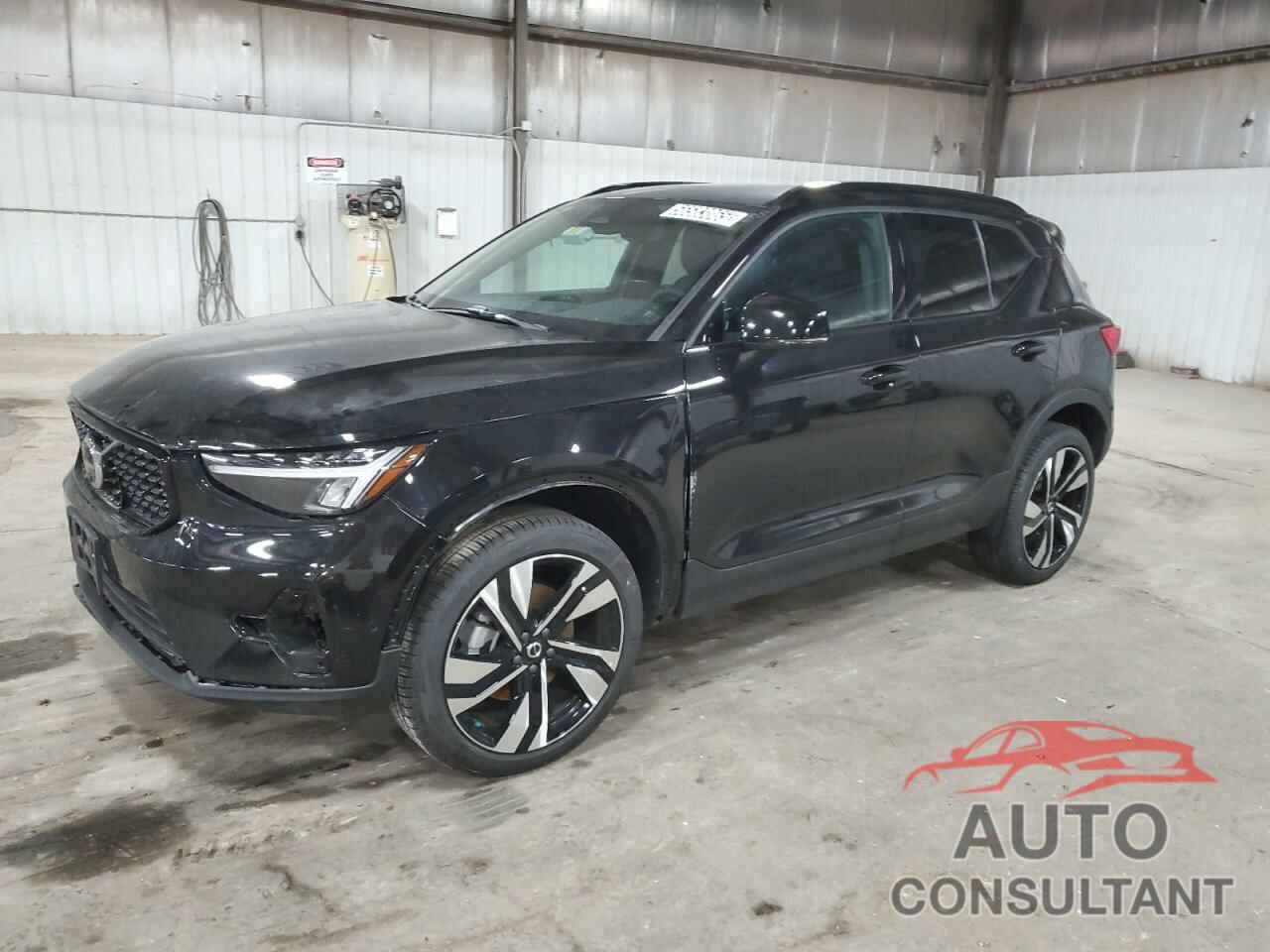 VOLVO XC40 PLUS 2025 - YV4L12UC4S2509880