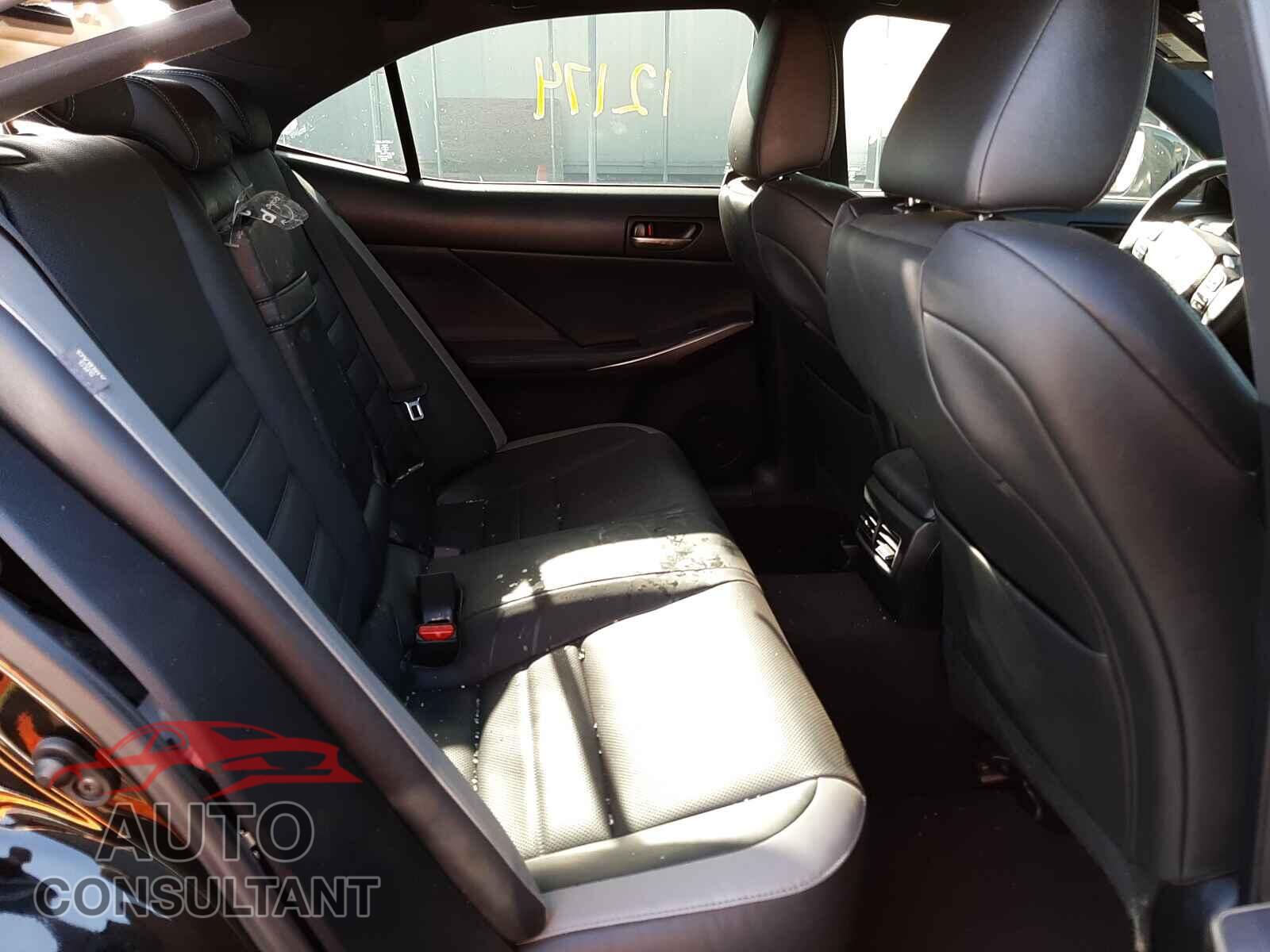 LEXUS IS 2020 - JTHGA1D22L5105111
