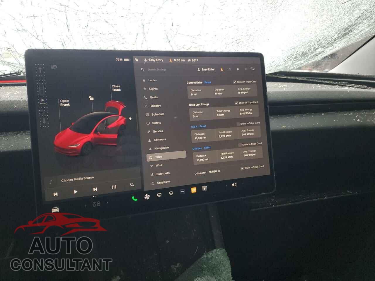 TESLA MODEL 3 2024 - 5YJ3E1EB3RF818657