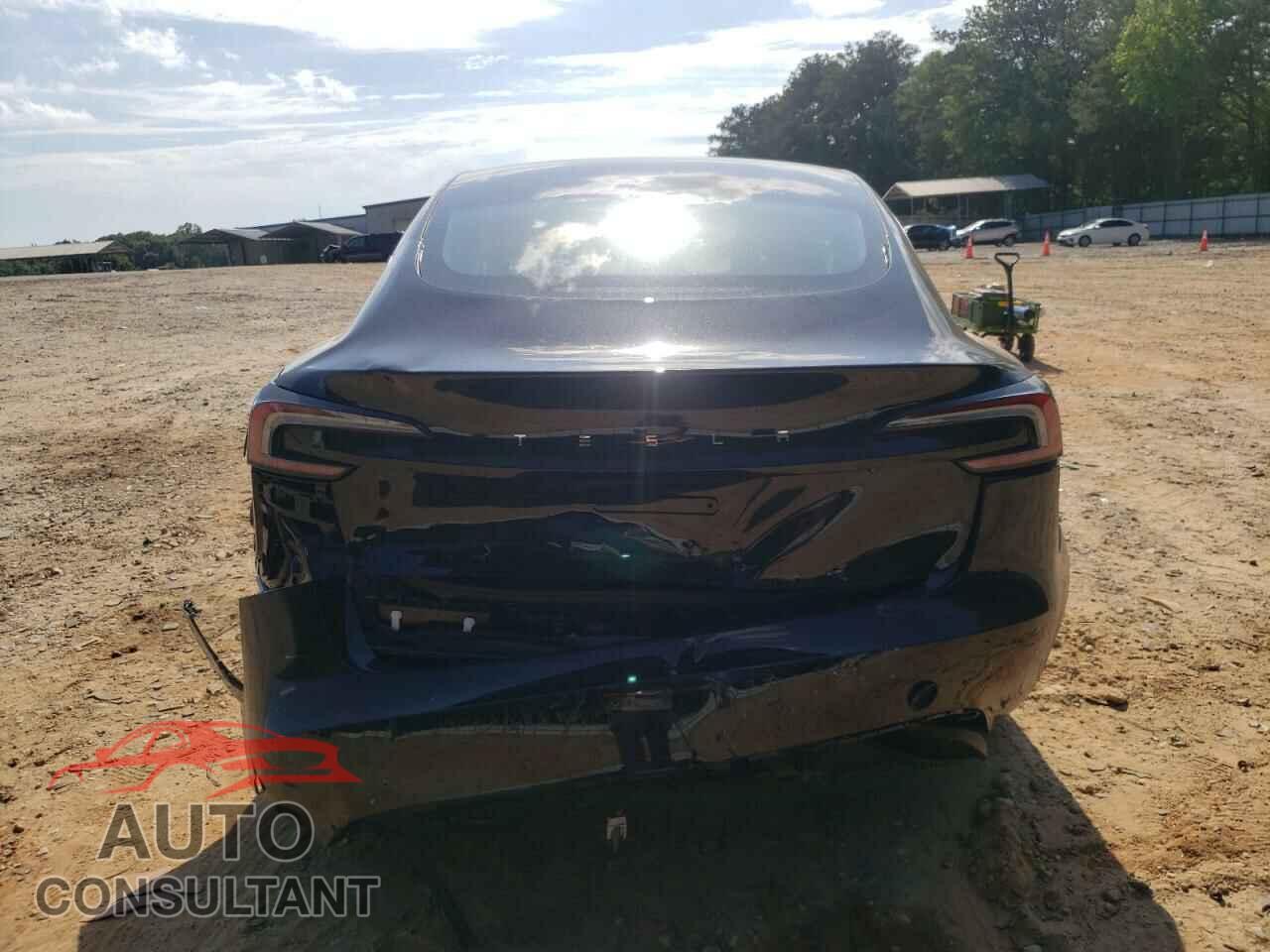 TESLA MODEL 3 2025 - 5YJ3E1EA4SF965566