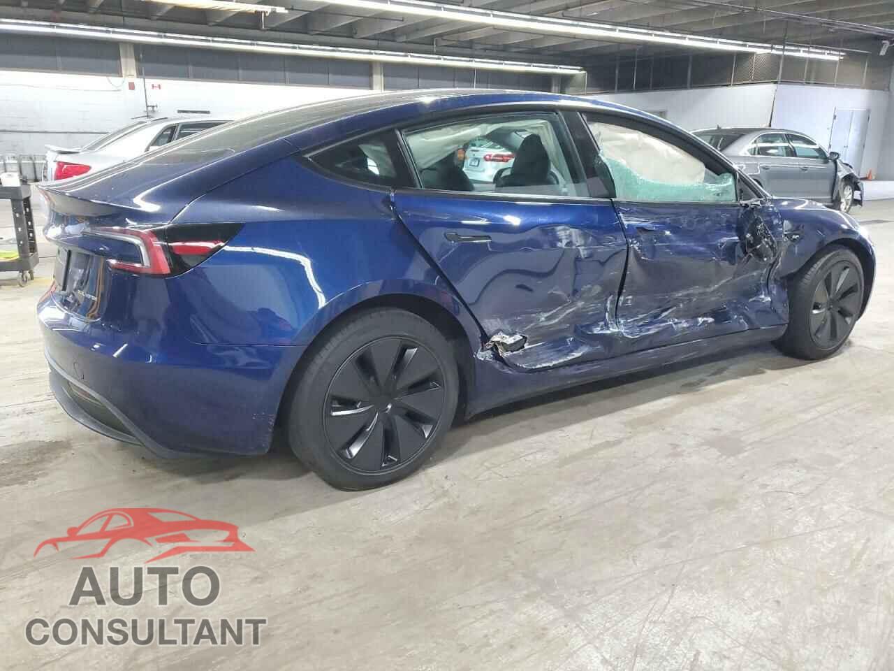 TESLA MODEL 3 2024 - 5YJ3E1EB0RF755355