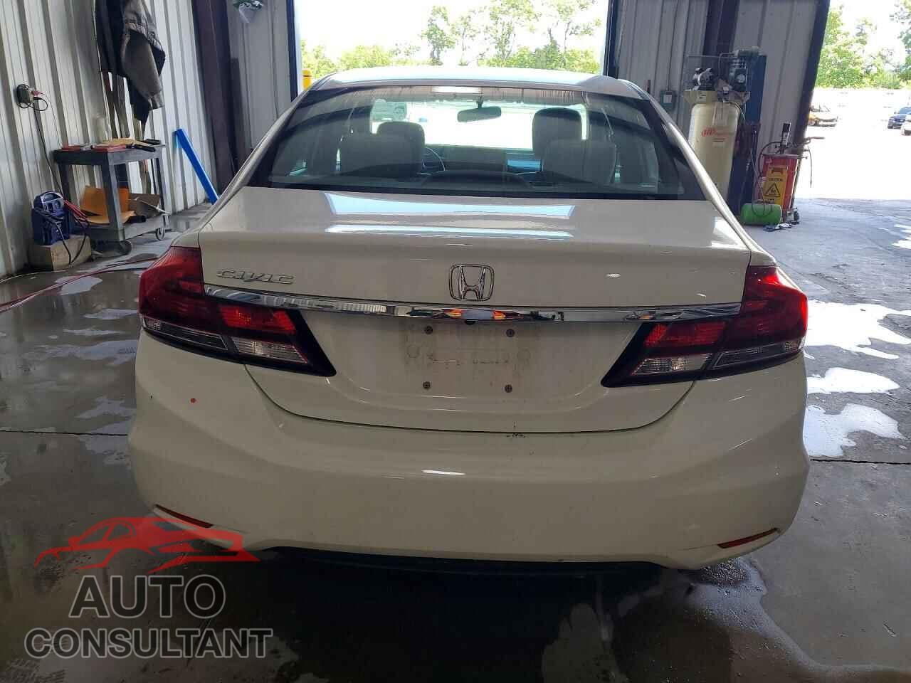 HONDA CIVIC 2014 - 2HGFB2F50EH551925