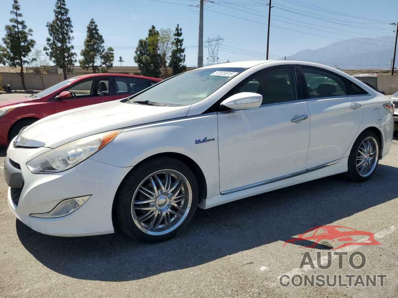 HYUNDAI SONATA 2012 - KMHEC4A46CA042480