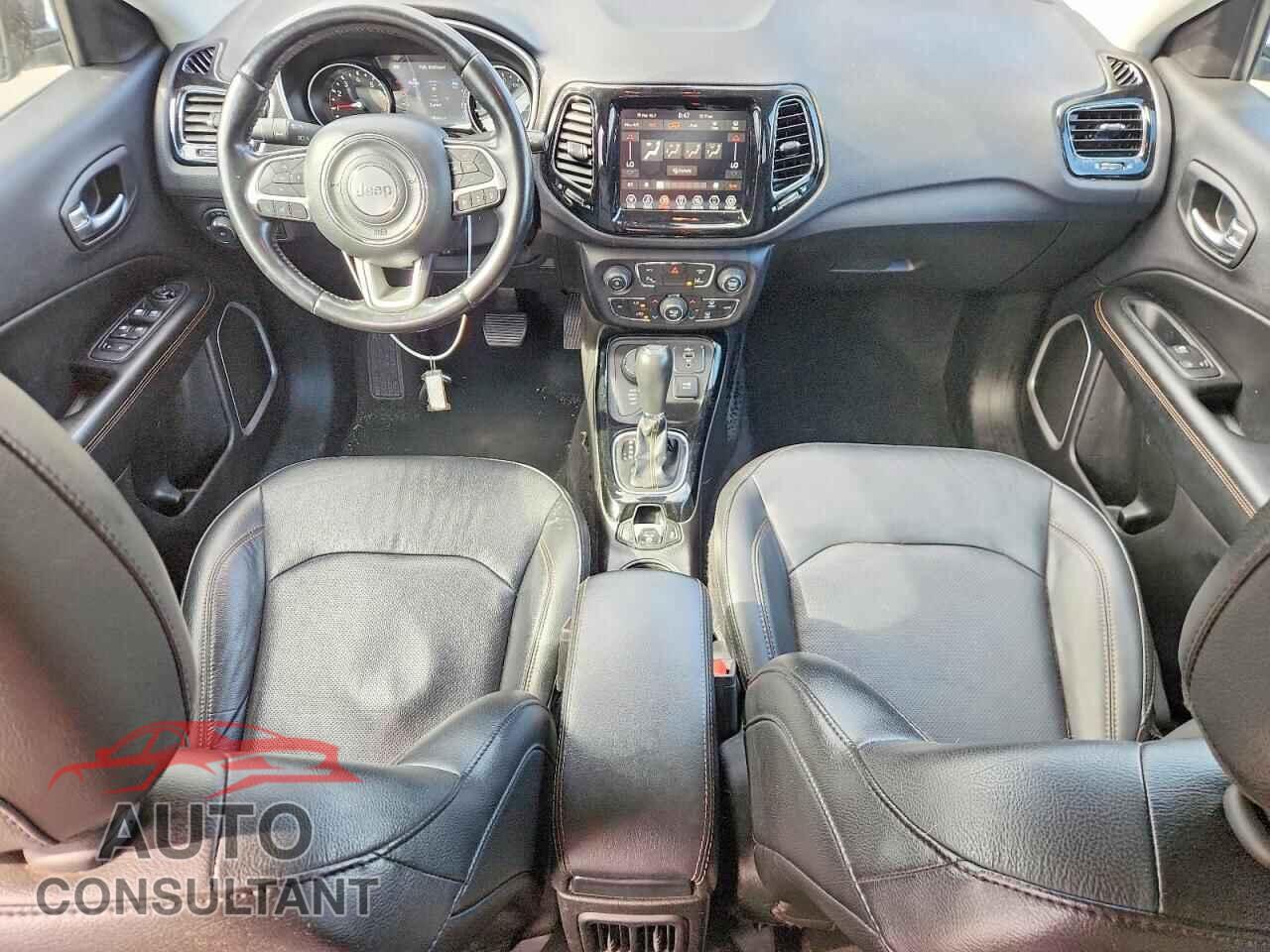 JEEP COMPASS 2021 - 3C4NJDCBXMT604428
