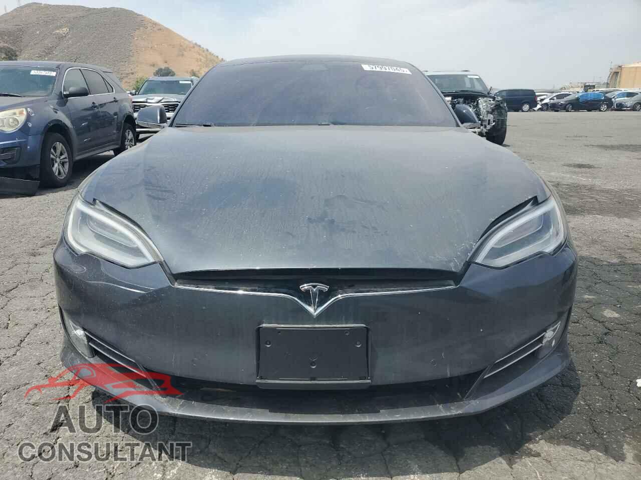 TESLA MODEL S 2018 - 5YJSA1E40JF297040