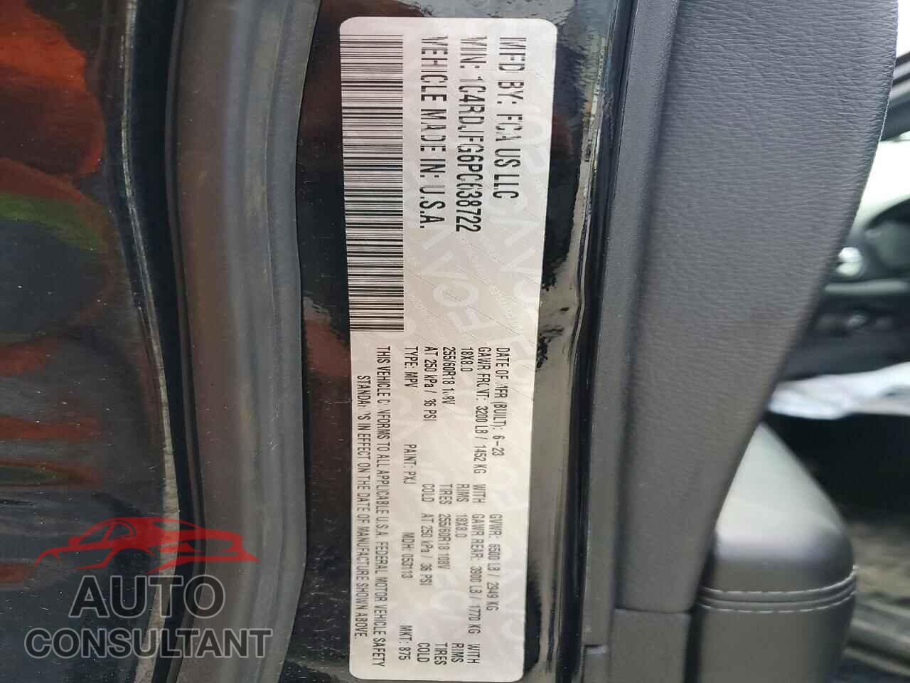 DODGE DURANGO 2023 - 1C4RDJFG6PC638722