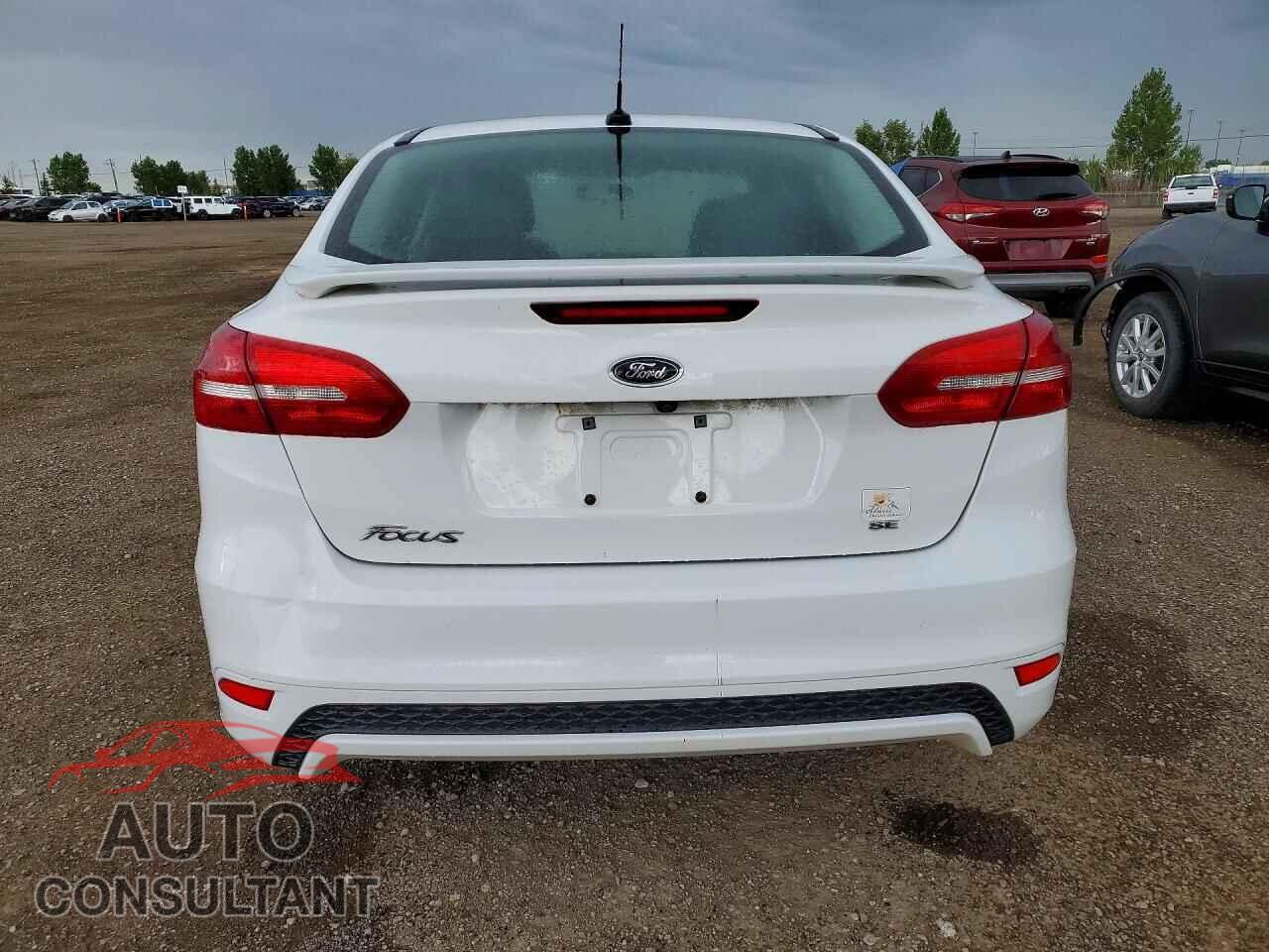 FORD FOCUS 2017 - 1FADP3F23HL261114
