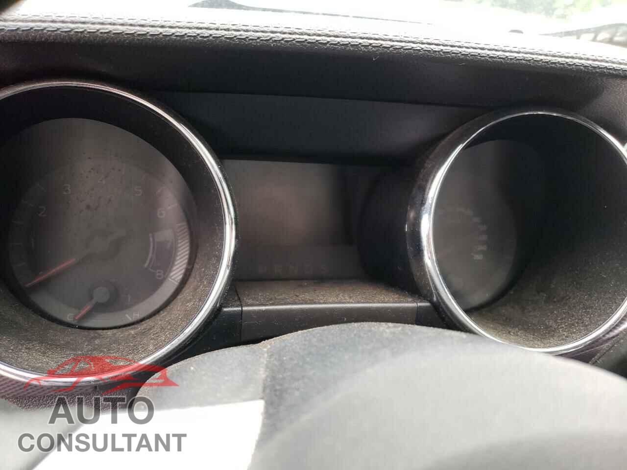 FORD MUSTANG 2017 - 1FA6P8CF3H5290940