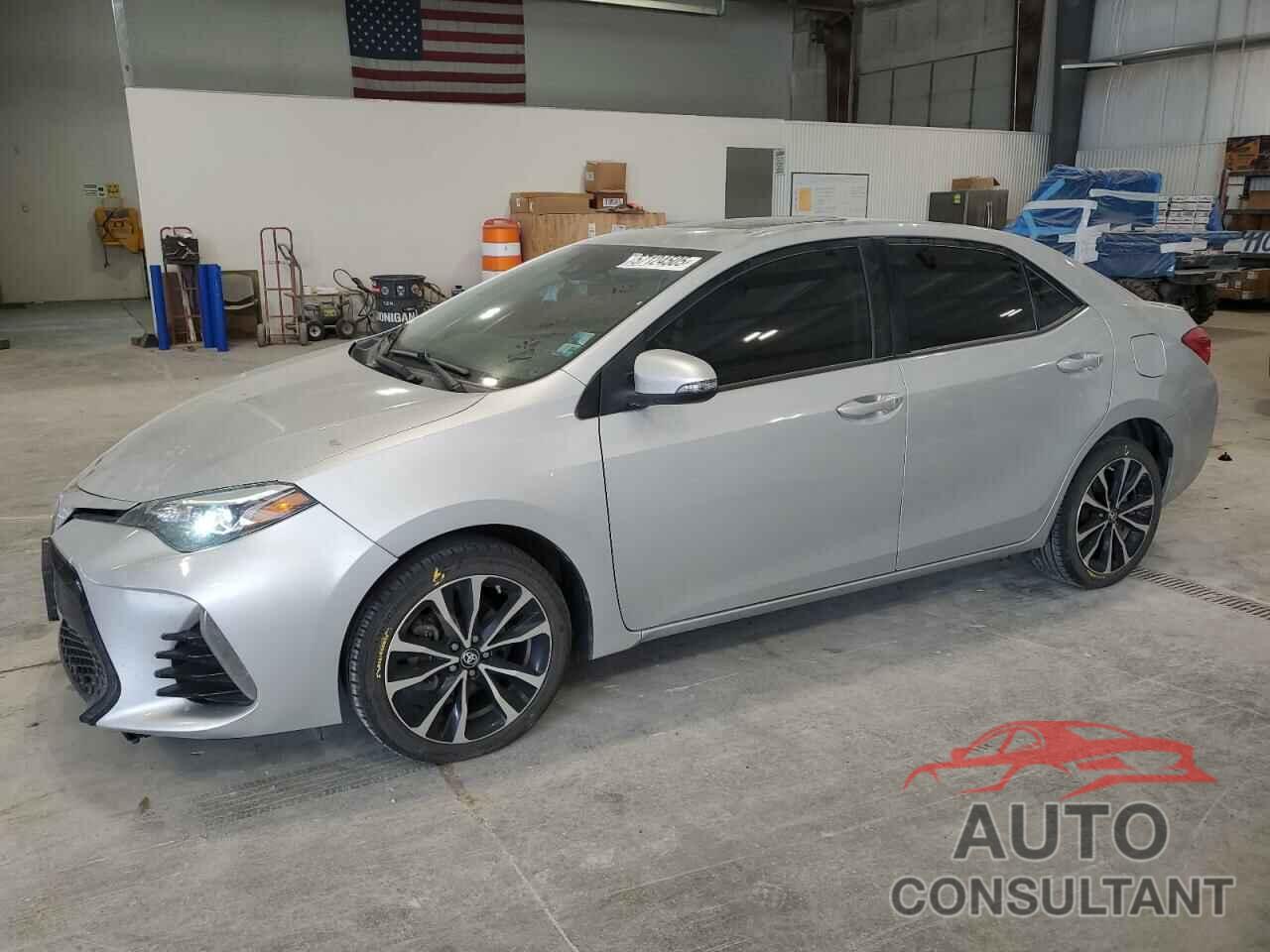 TOYOTA COROLLA 2018 - 5YFBURHE4JP783381