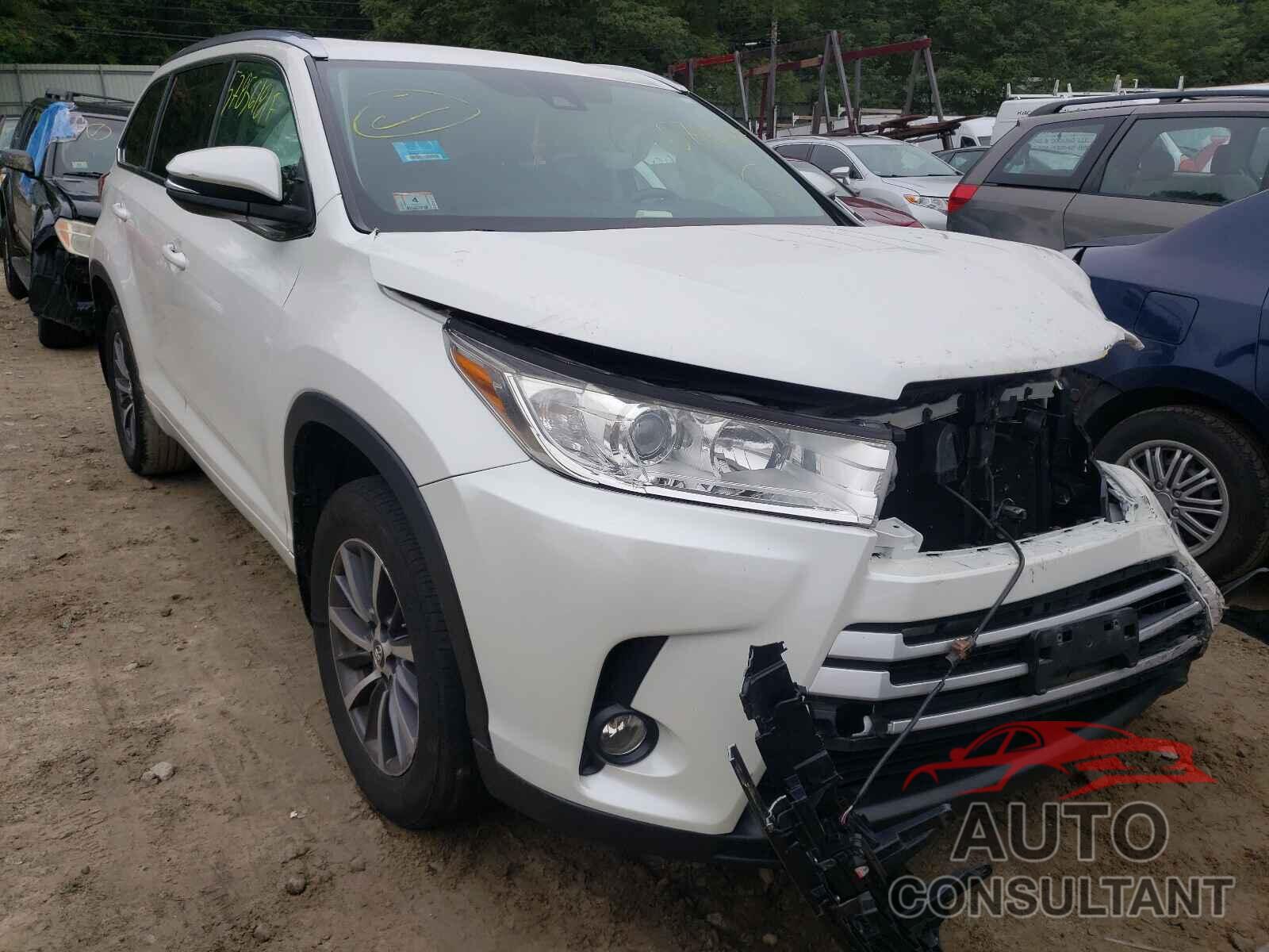 TOYOTA HIGHLANDER 2017 - 5TDJZRFH3HS391908