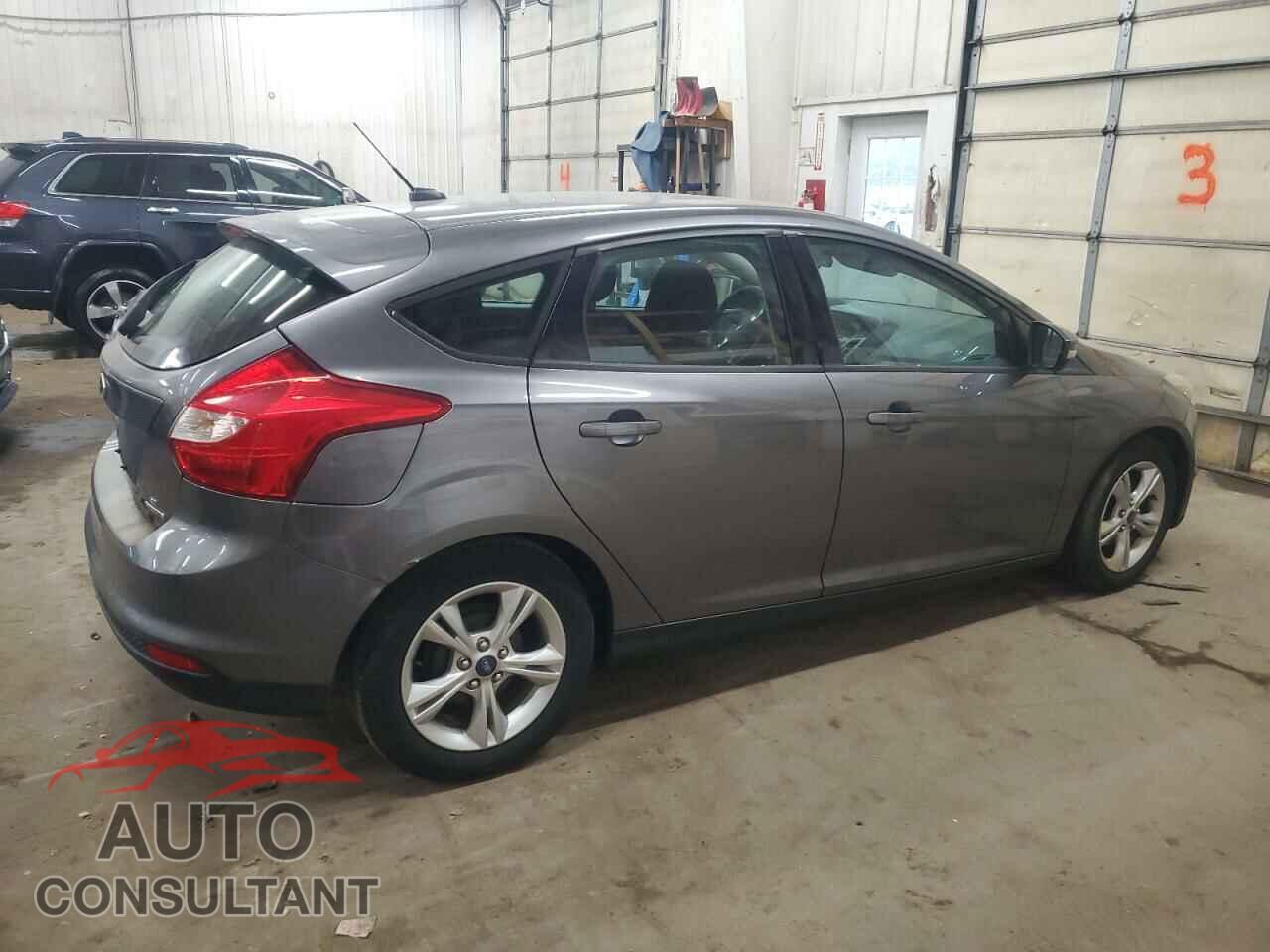 FORD FOCUS 2014 - 1FADP3K2XEL255540