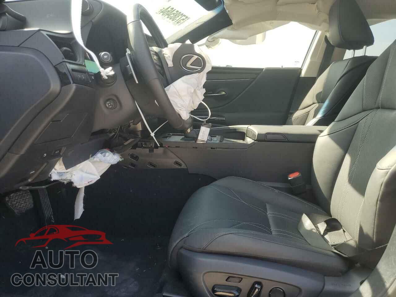 LEXUS ES300 2024 - 58AFA1C16RU039865