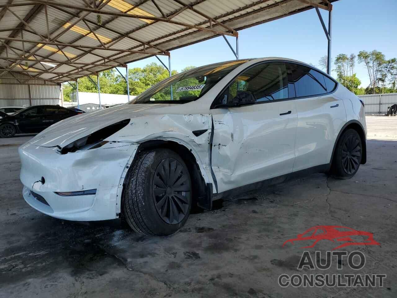 TESLA MODEL Y 2024 - 7SAYGDED5RF086456