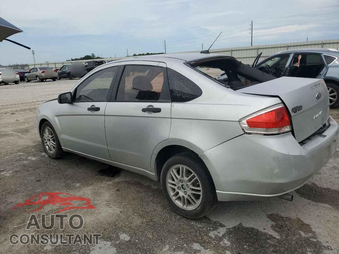 FORD FOCUS 2010 - 1FAHP3FN3AW105655