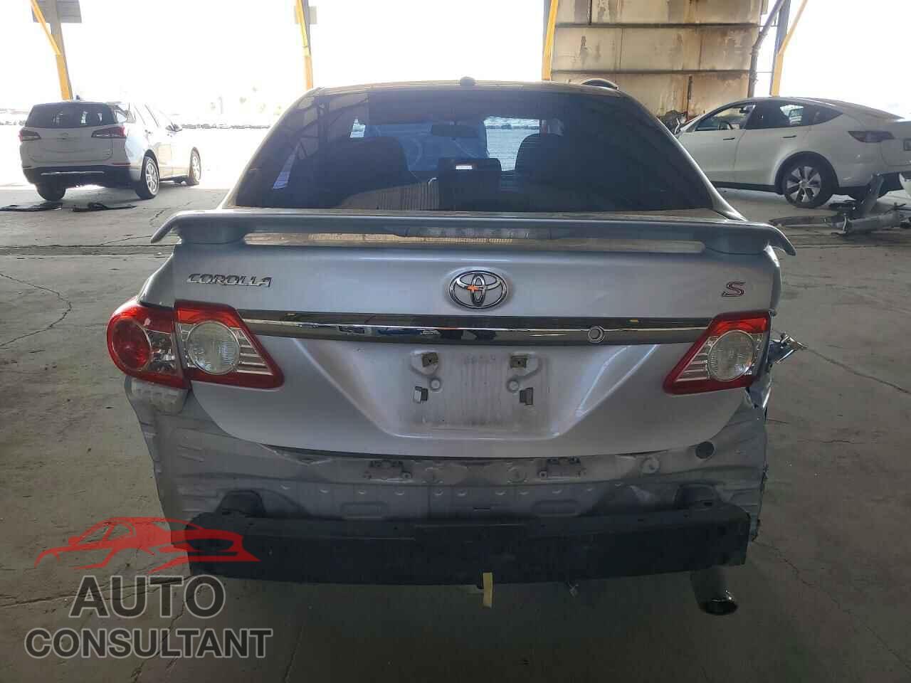 TOYOTA COROLLA 2013 - 5YFBU4EE6DP089819
