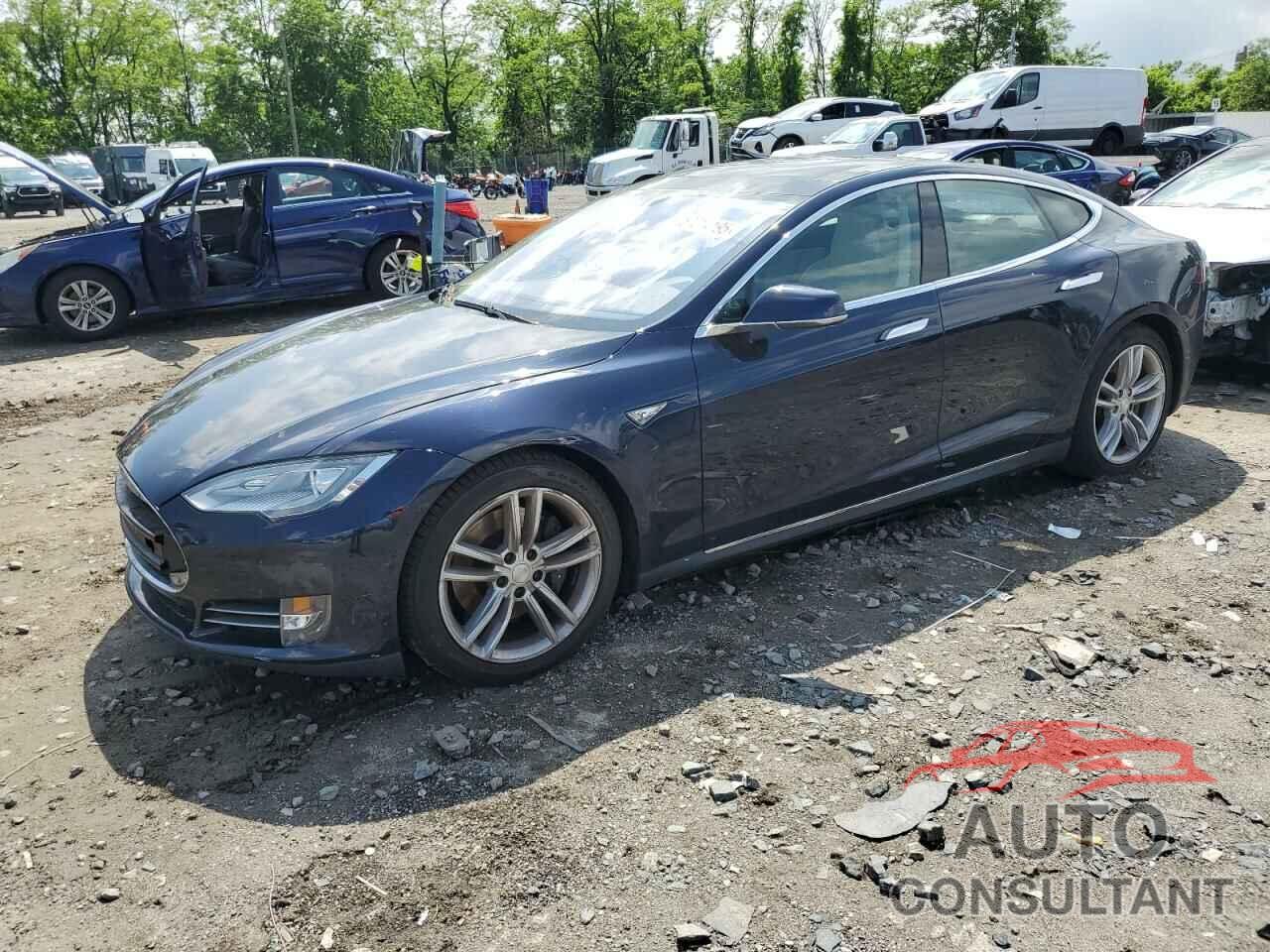 TESLA MODEL S 2013 - 5YJSA1CP3DFP06715