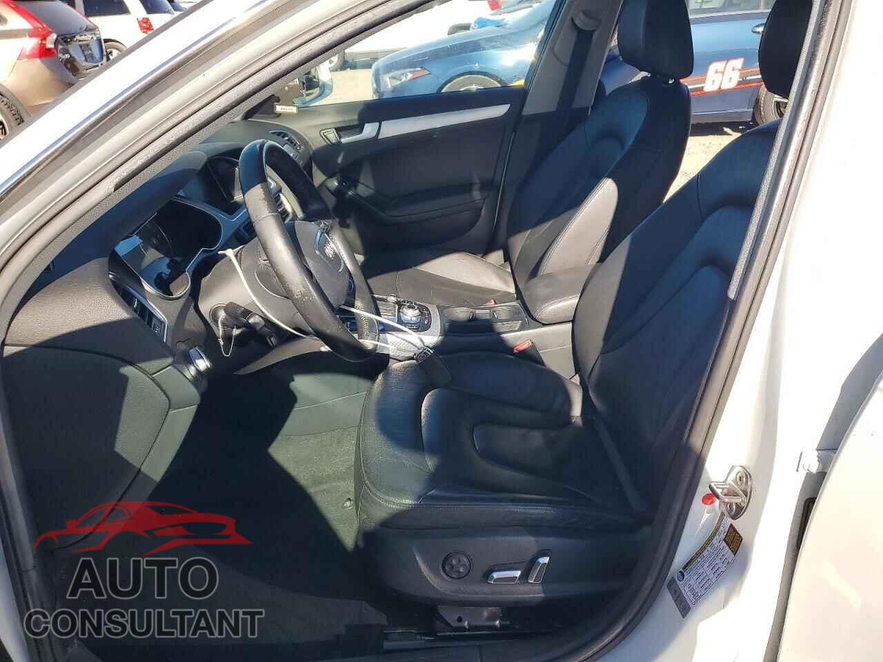 AUDI A4 2014 - WAUFFAFL1EN017574