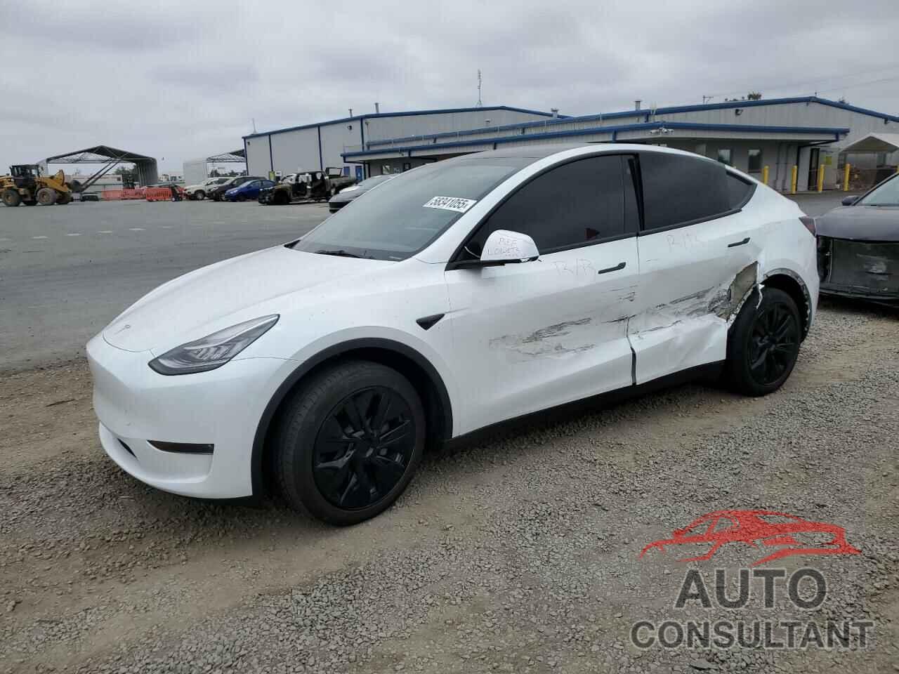 TESLA MODEL Y 2023 - 7SAYGDEE4PA102391