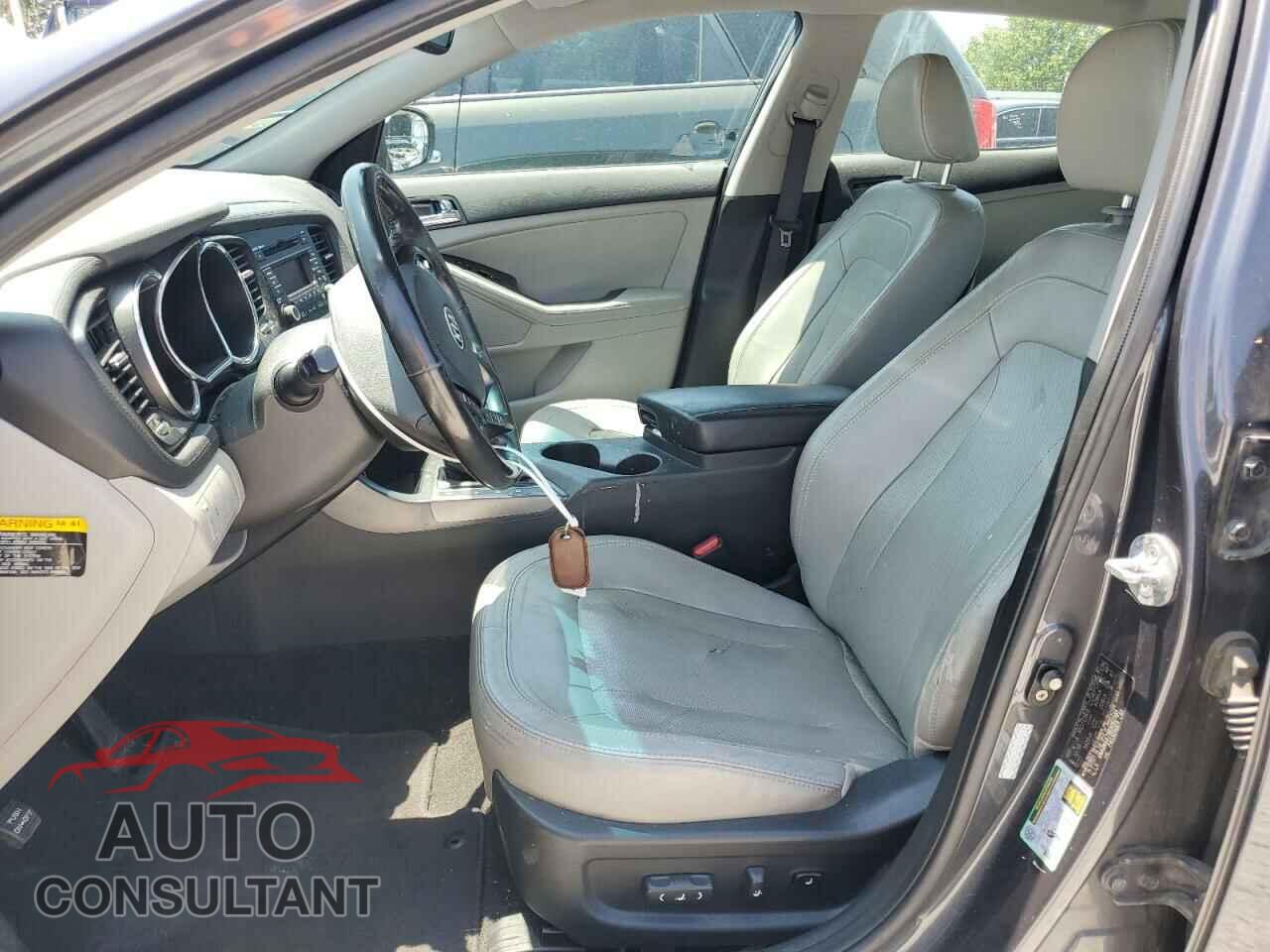 KIA OPTIMA 2011 - KNAGN4A73B5082585