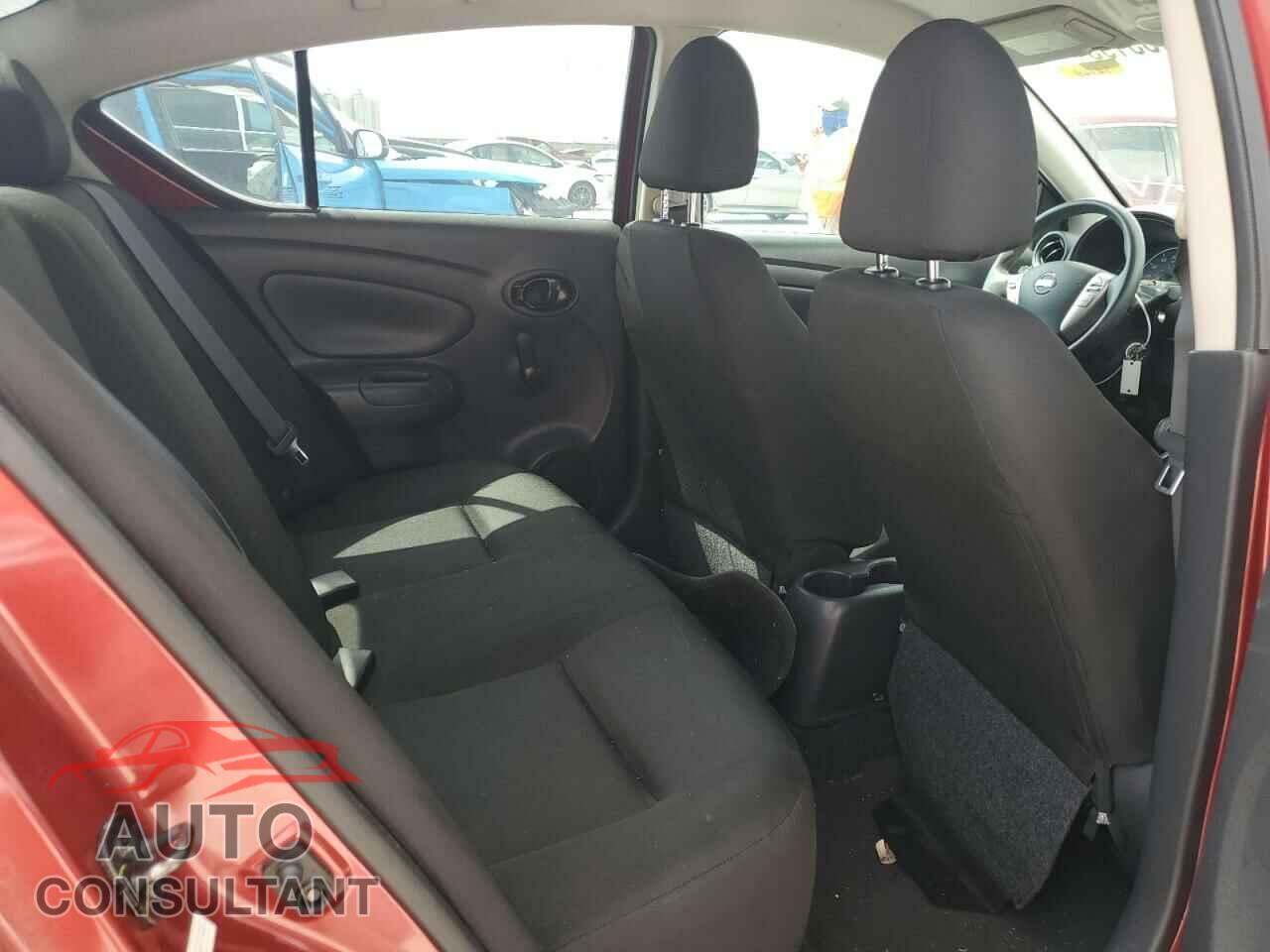 NISSAN VERSA 2019 - 3N1CN7AP3KL822920