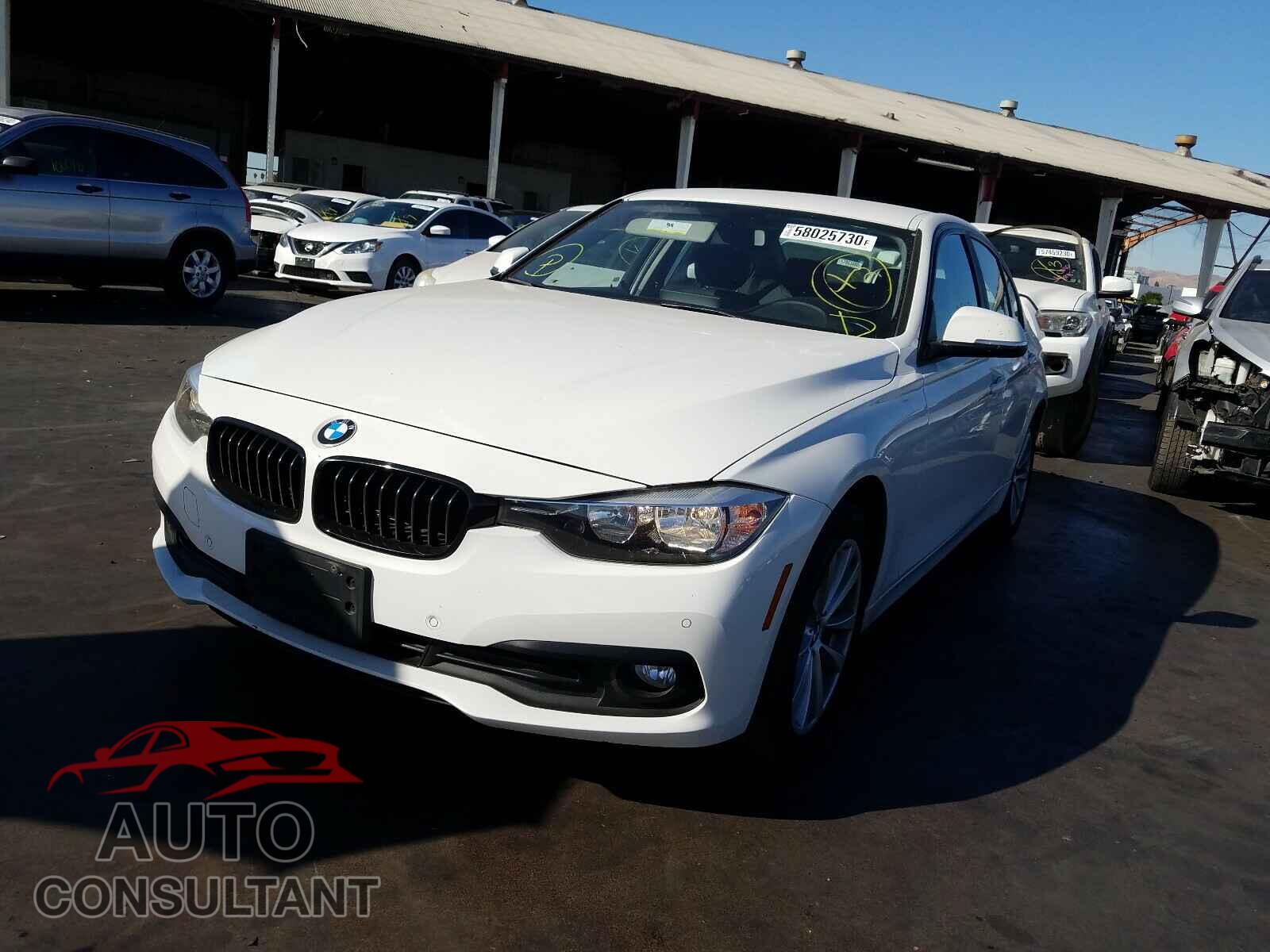 BMW 3 SERIES 2016 - WBA8E1G56GNU12199