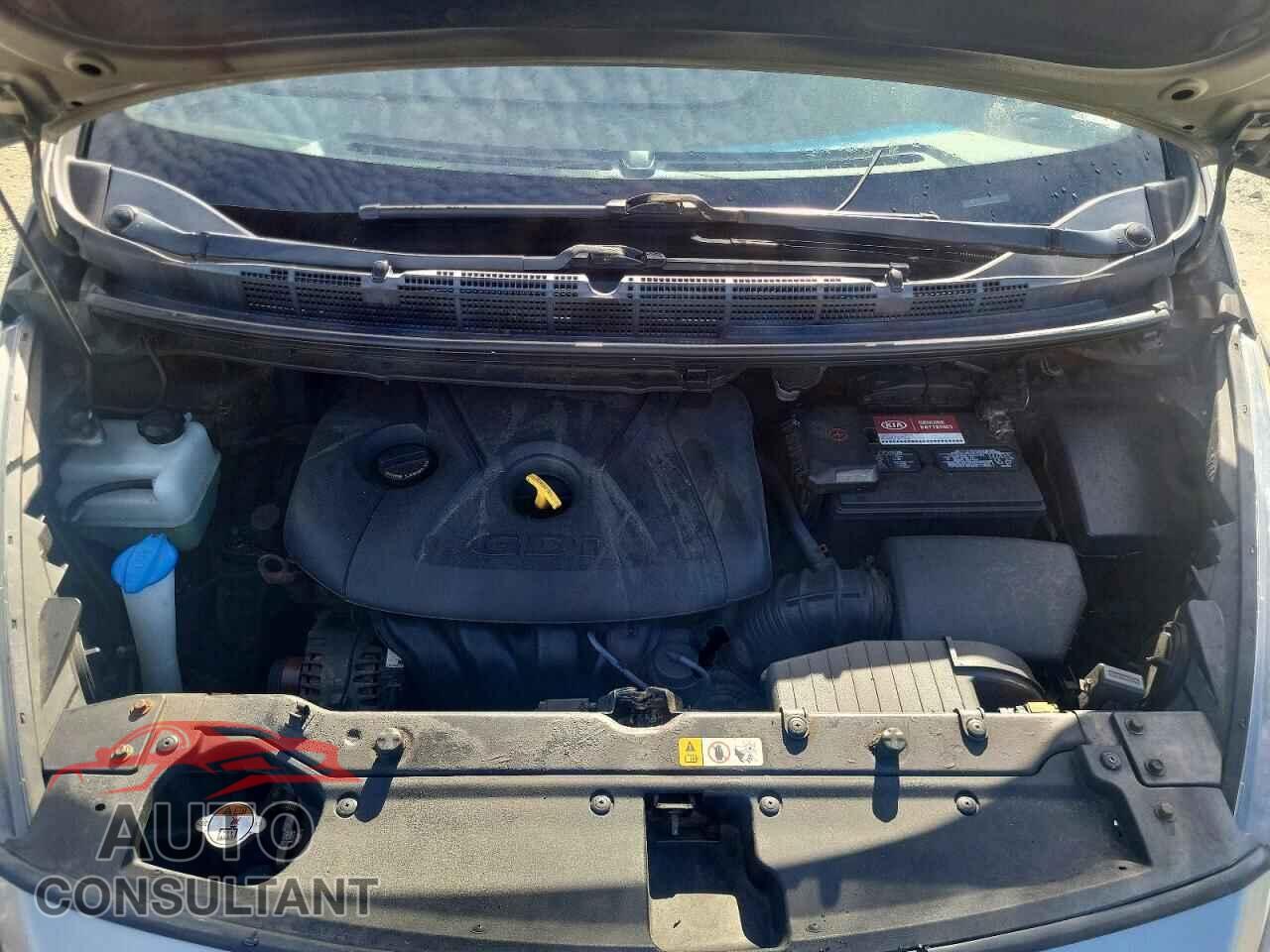 KIA RONDO 2014 - KNAHU8A35E7007729